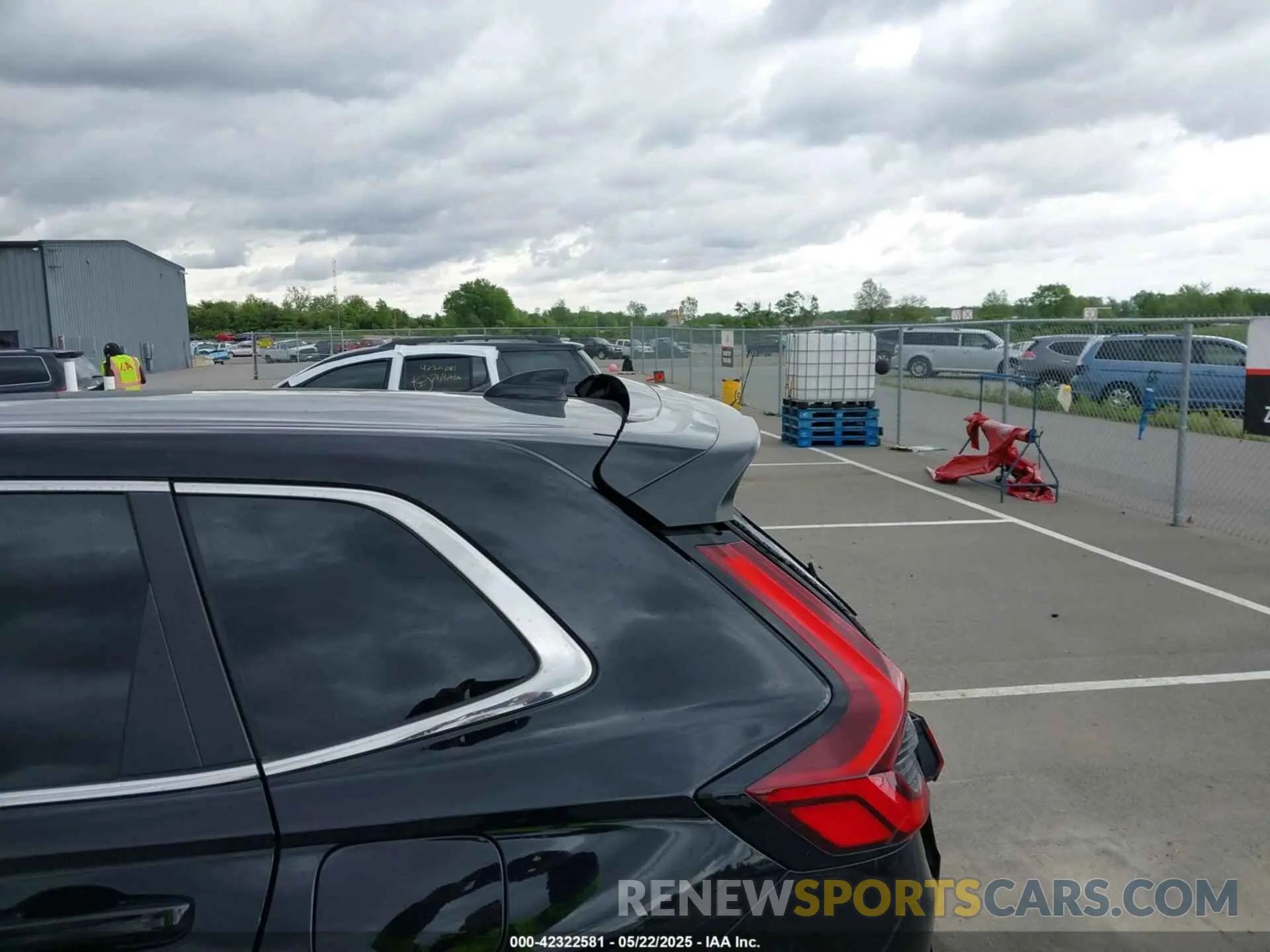 18 Photograph of a damaged car 2HKRS4H4XPH415601 HONDA CR-V 2023