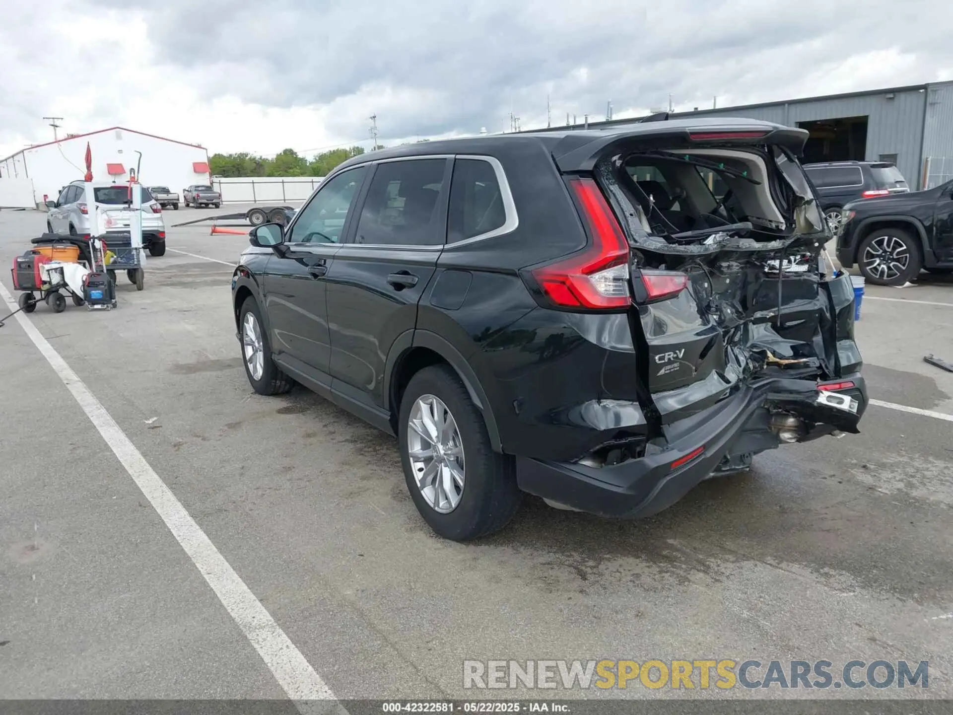 3 Photograph of a damaged car 2HKRS4H4XPH415601 HONDA CR-V 2023