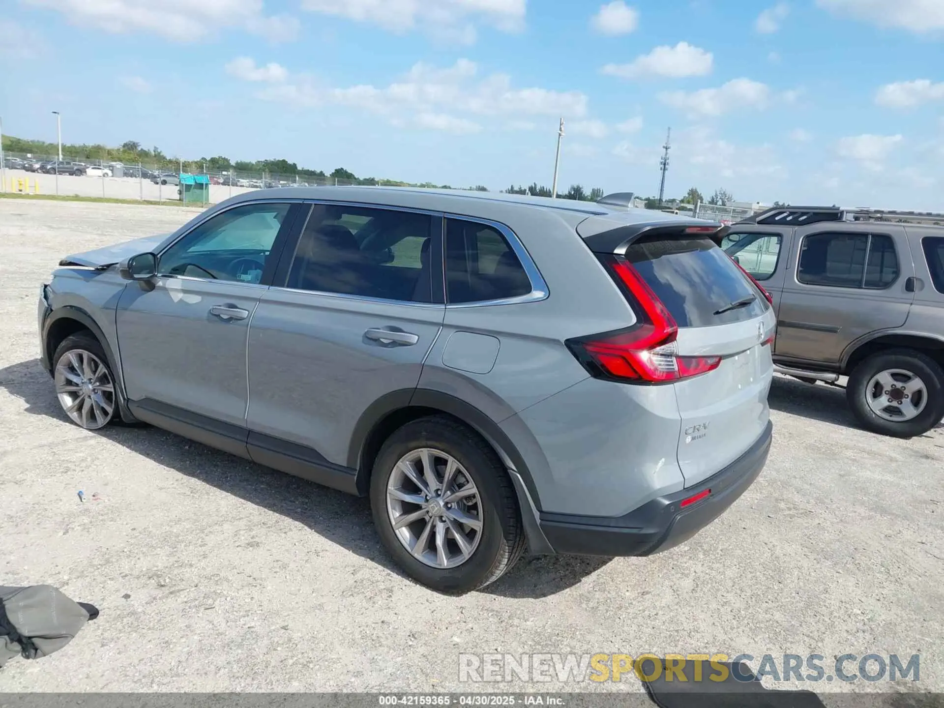 3 Фотография поврежденного автомобиля 2HKRS4H71PH408661 HONDA CR-V 2023