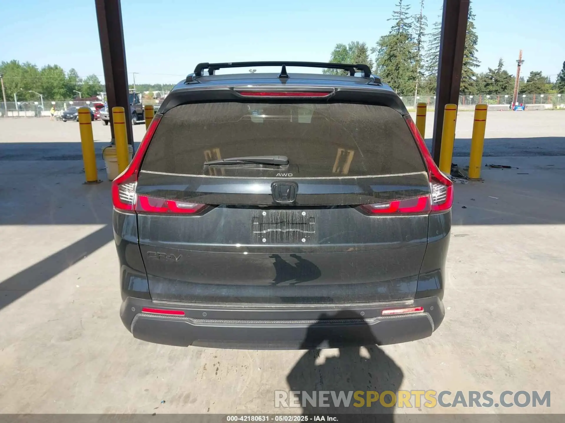 17 Фотография поврежденного автомобиля 2HKRS4H71PH416131 HONDA CR-V 2023