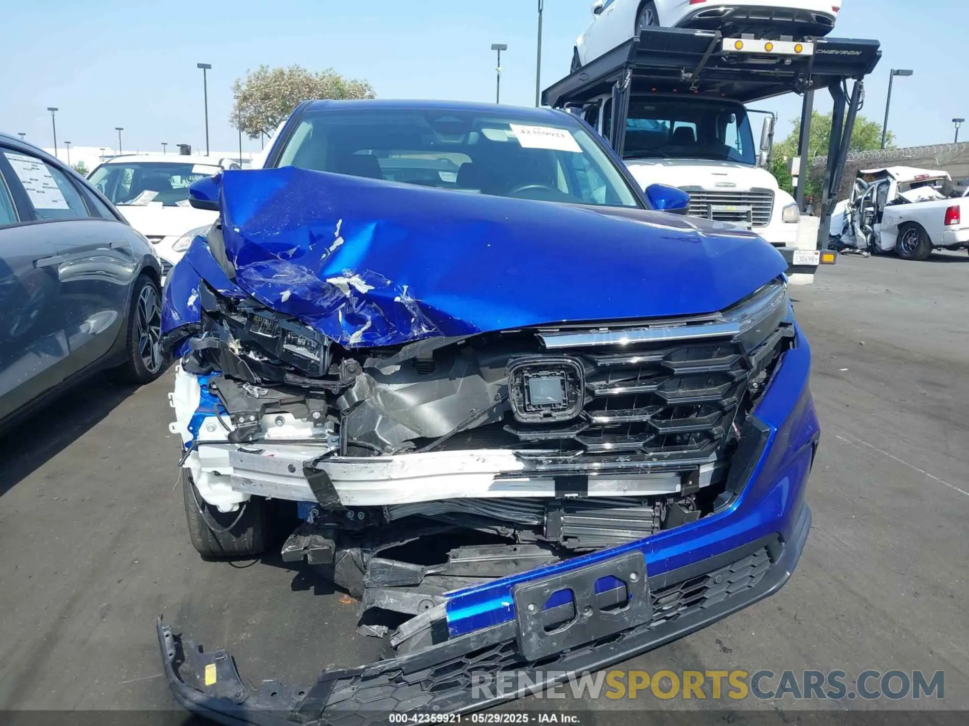 13 Photograph of a damaged car 2HKRS4H73PH404367 HONDA CR-V 2023