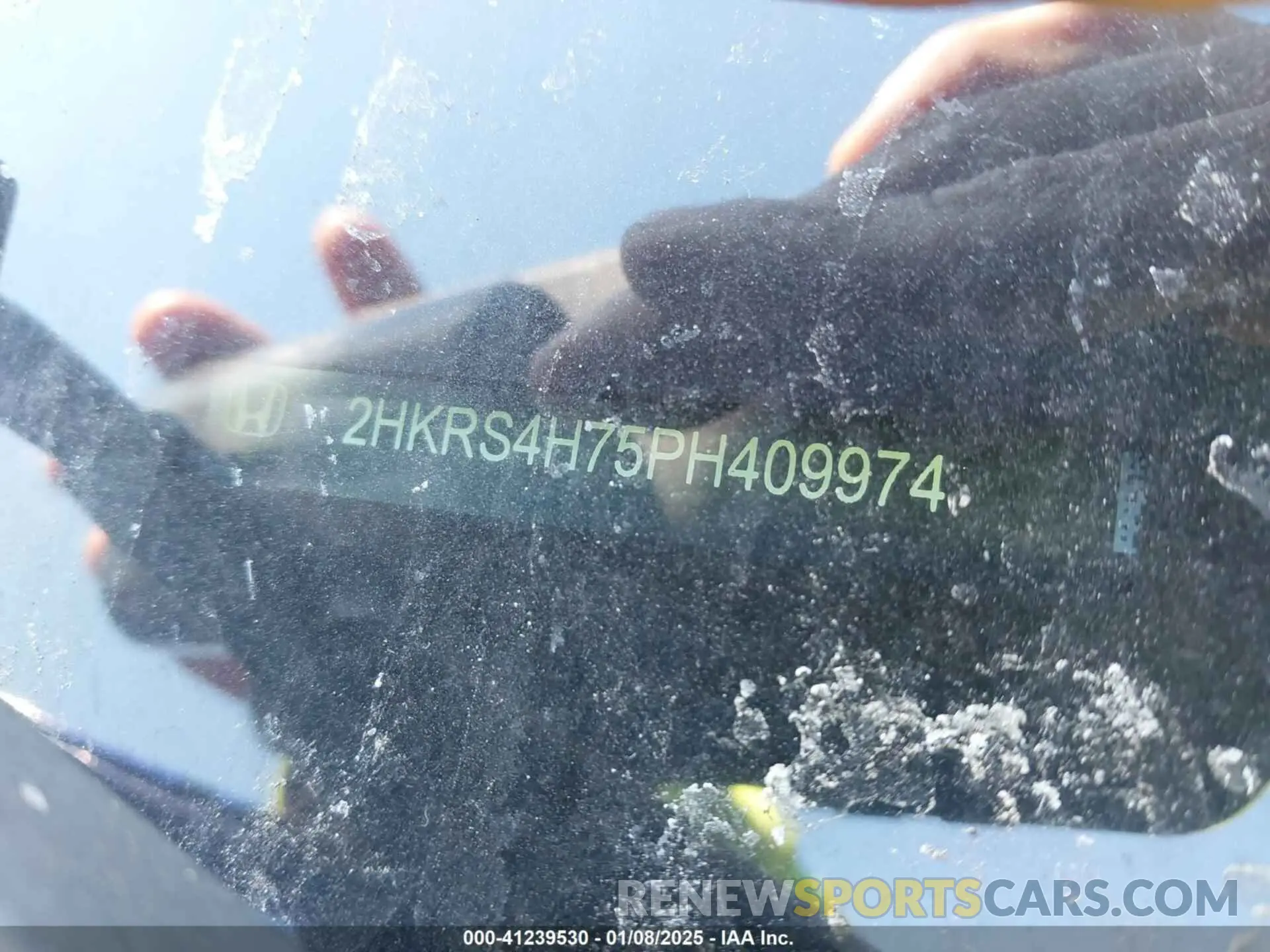 9 Photograph of a damaged car 2HKRS4H75PH409974 HONDA CR-V 2023
