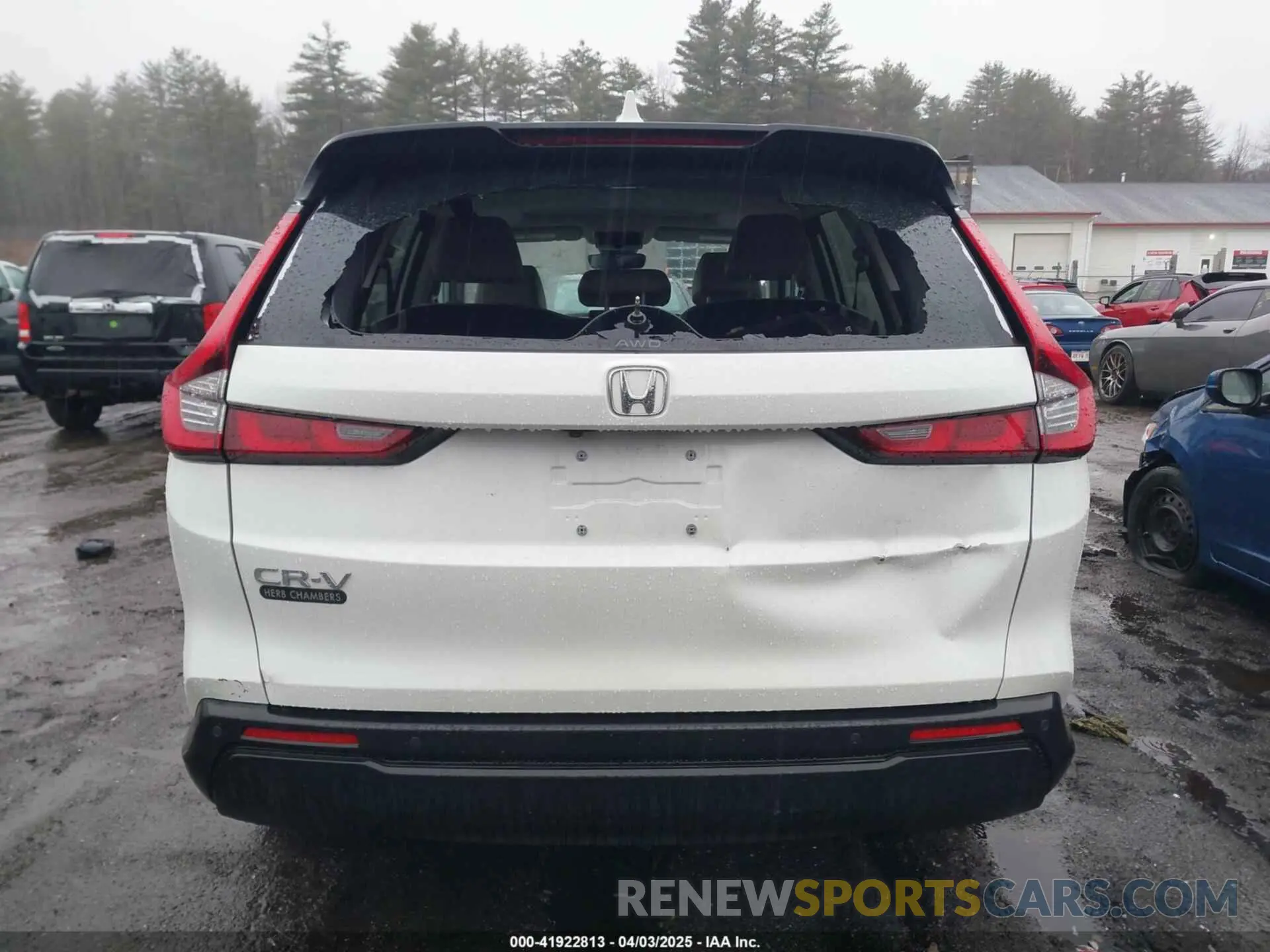 17 Photograph of a damaged car 2HKRS4H7XPH403281 HONDA CR-V 2023