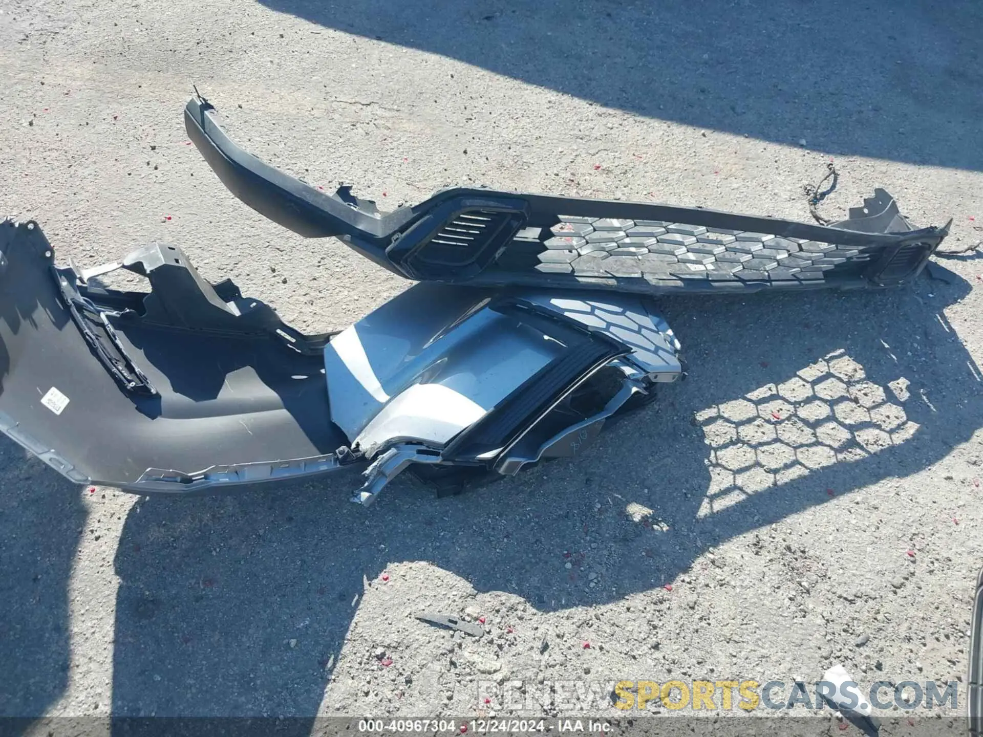 11 Photograph of a damaged car 2HKRS5H50PH714626 HONDA CR-V 2023