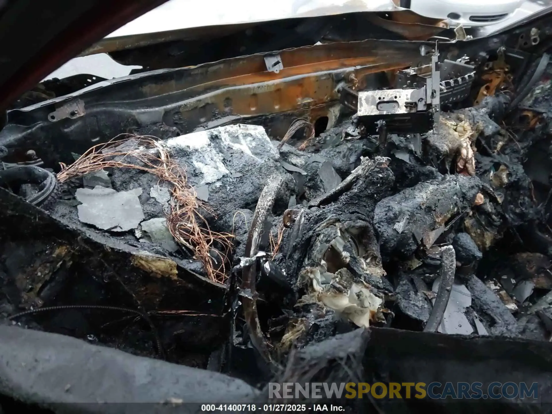 7 Photograph of a damaged car 2HKRS5H55PH715674 HONDA CR-V 2023