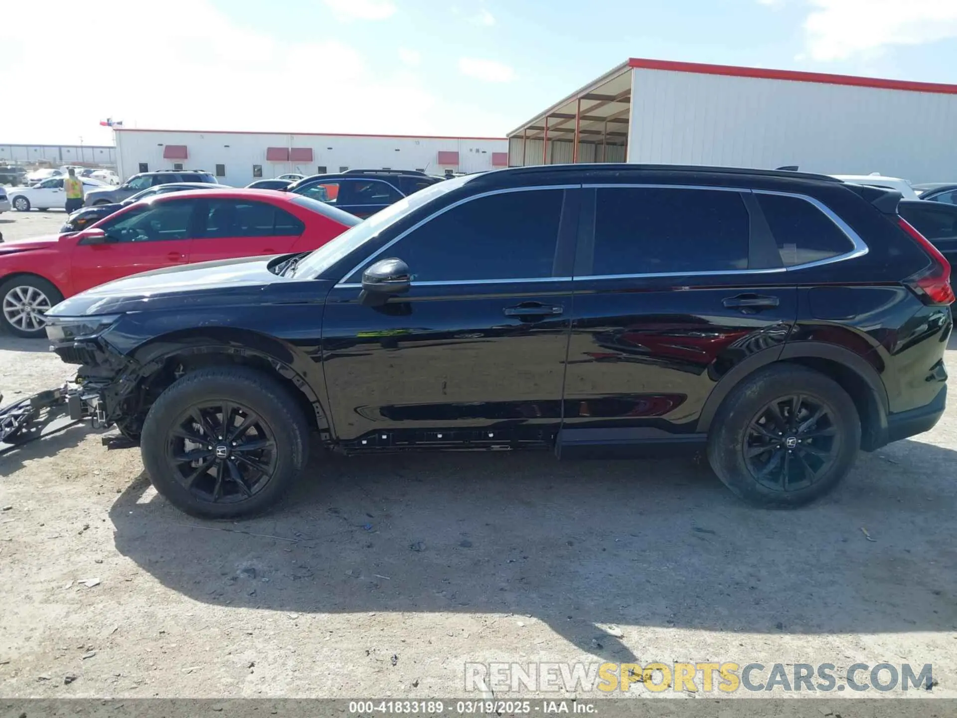 14 Photograph of a damaged car 2HKRS5H58PH704474 HONDA CR-V 2023