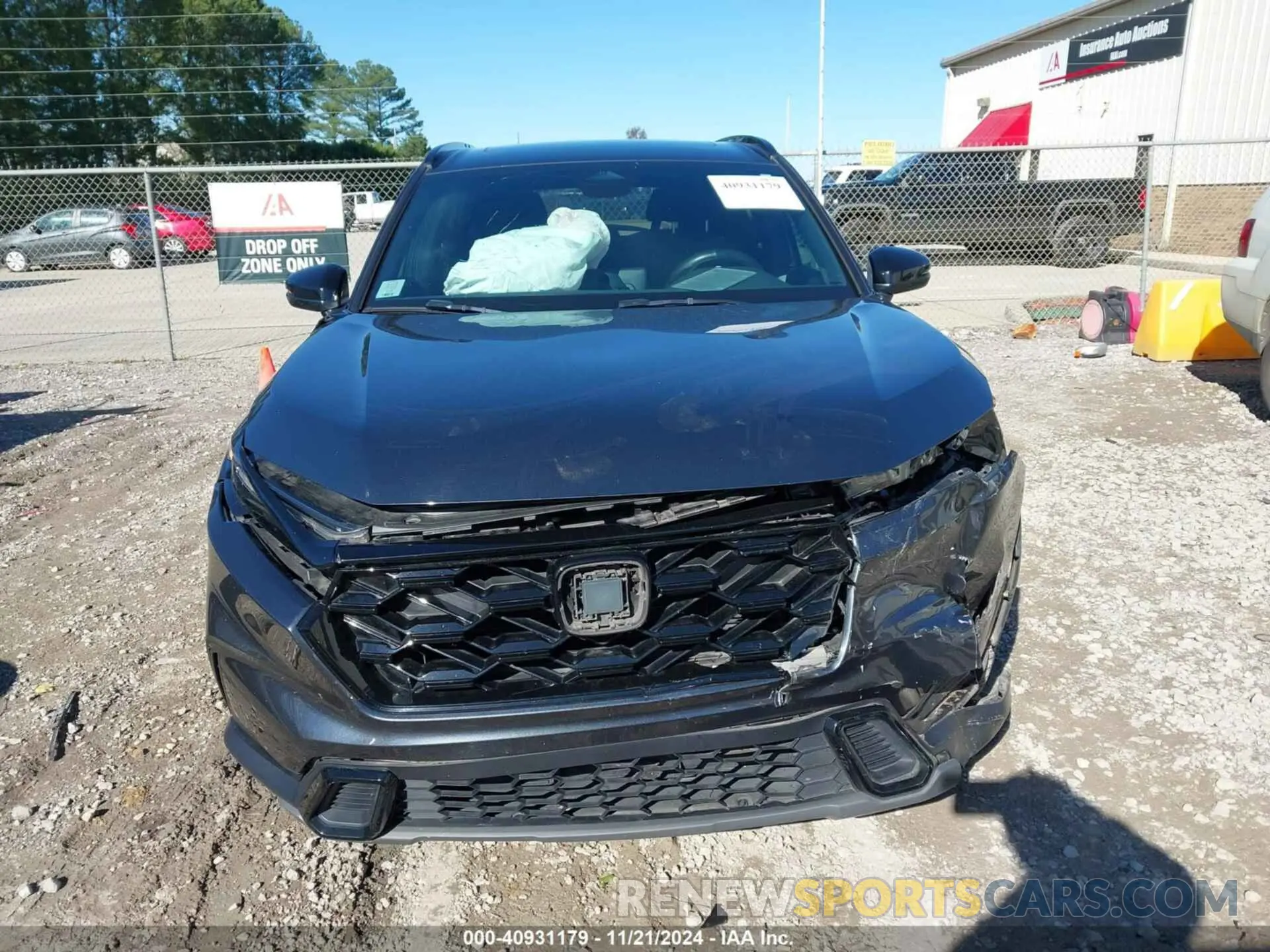 12 Photograph of a damaged car 2HKRS5H59PH707884 HONDA CR-V 2023