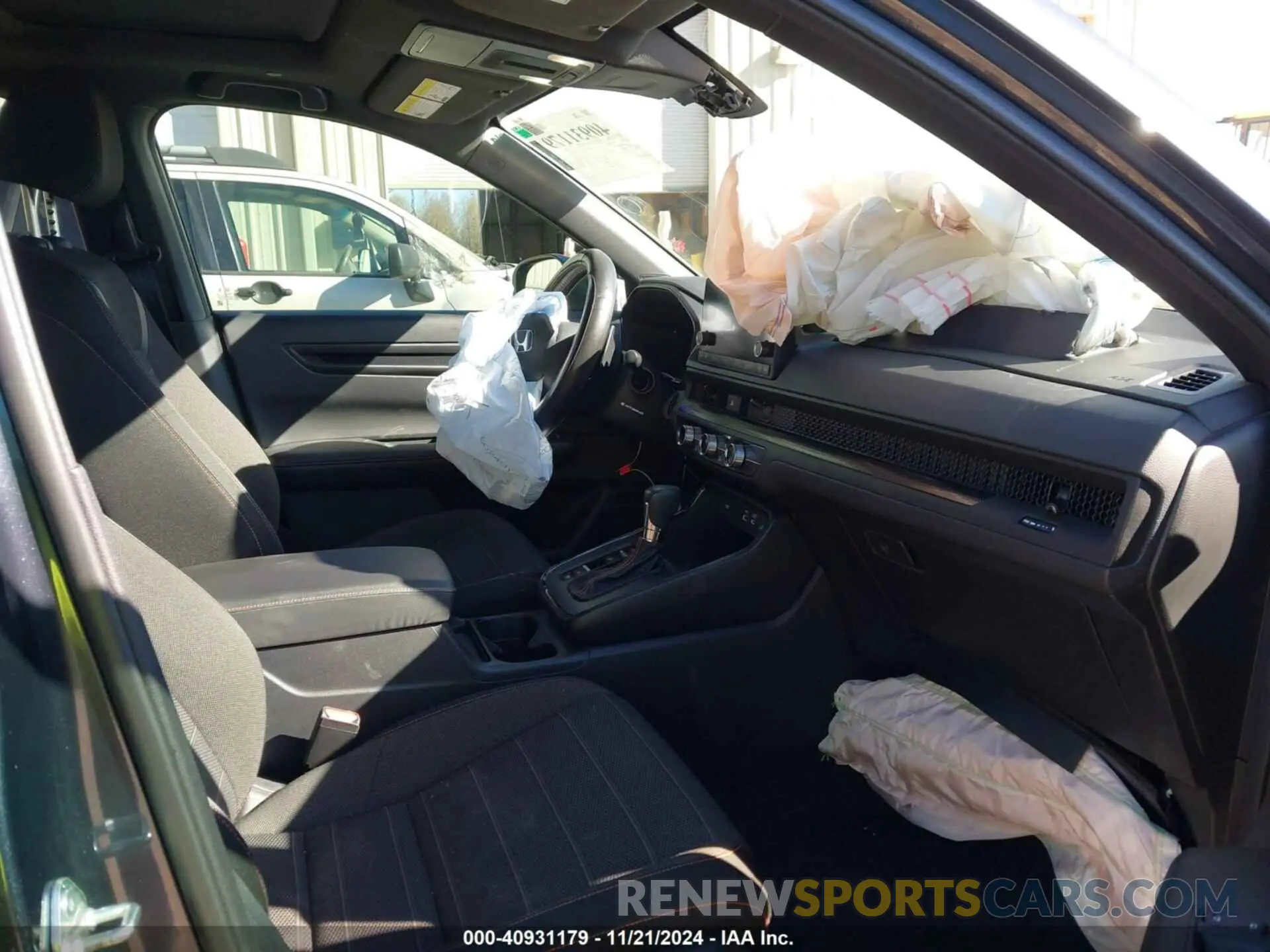5 Photograph of a damaged car 2HKRS5H59PH707884 HONDA CR-V 2023