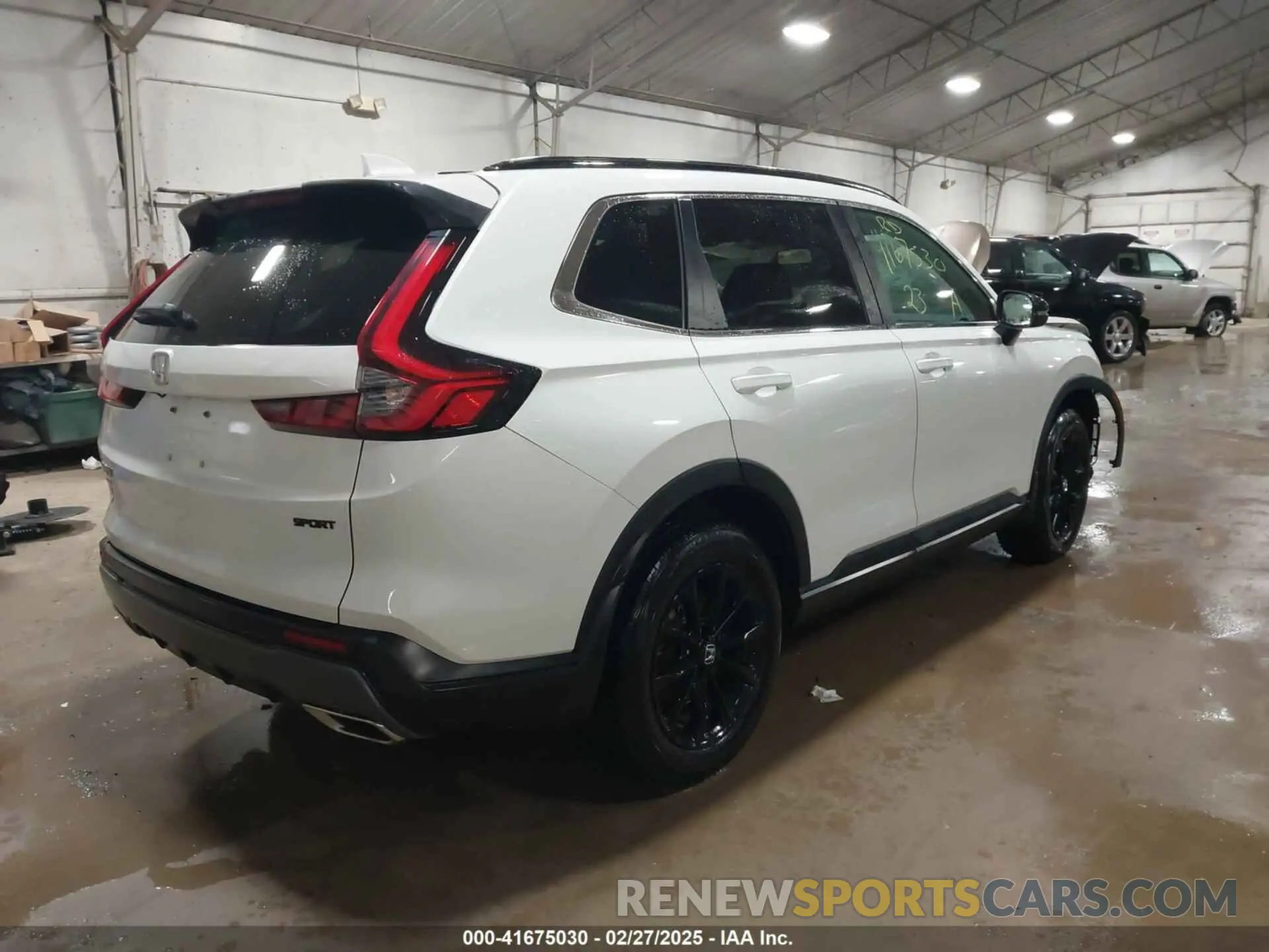 4 Photograph of a damaged car 2HKRS6H5XPH813797 HONDA CR-V 2023