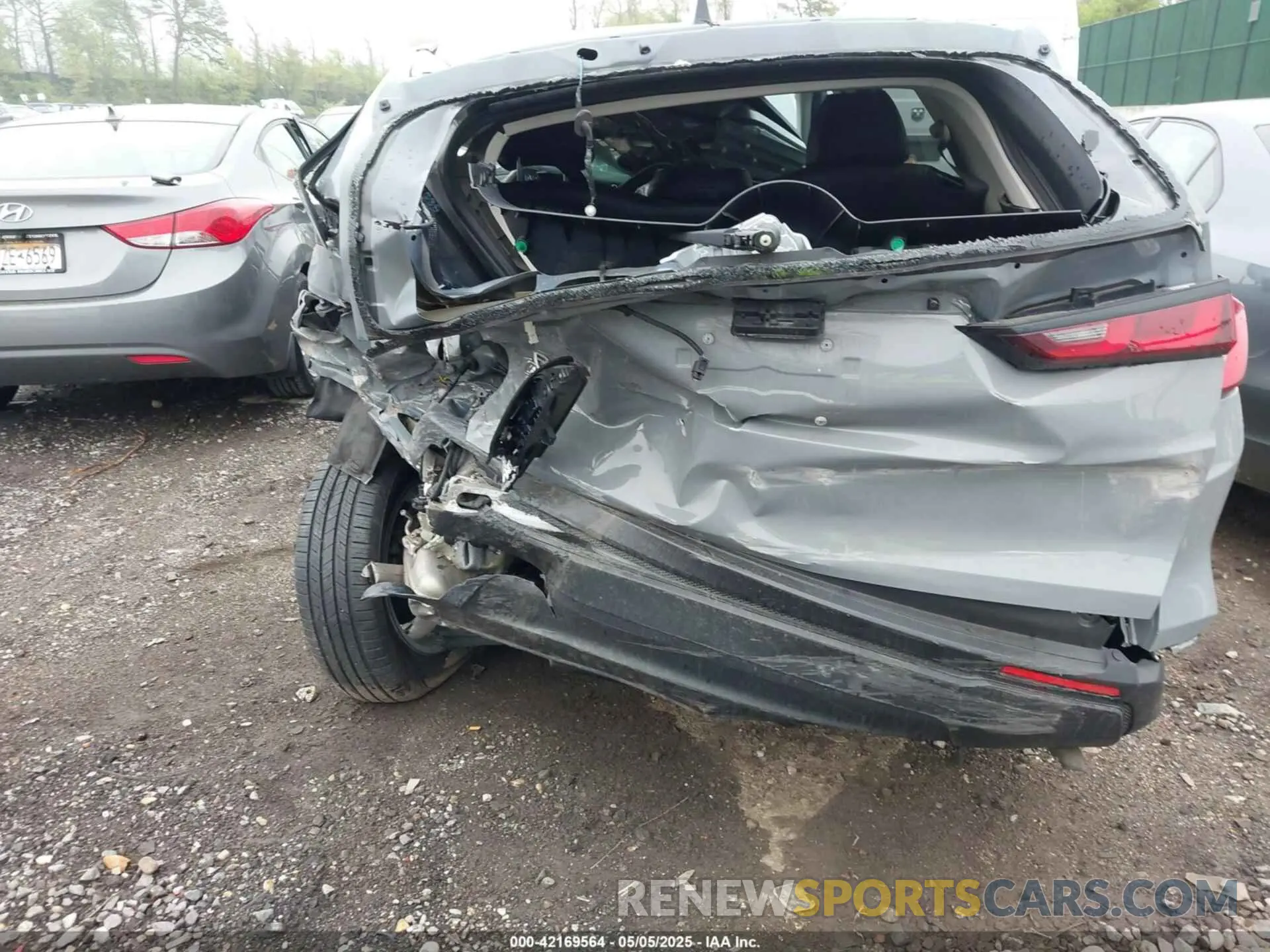 6 Photograph of a damaged car 5J6RS3H45PL002971 HONDA CR-V 2023
