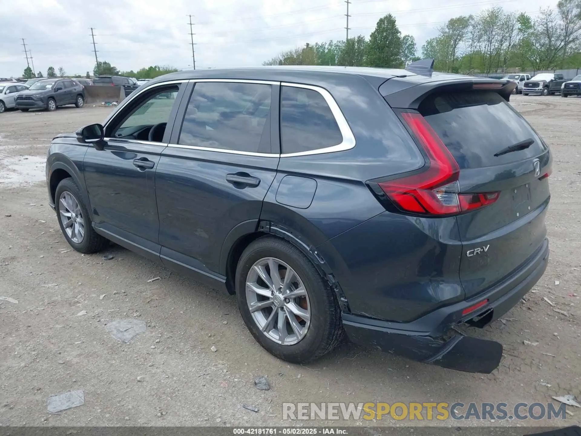 3 Photograph of a damaged car 5J6RS4H77PL010814 HONDA CR-V 2023