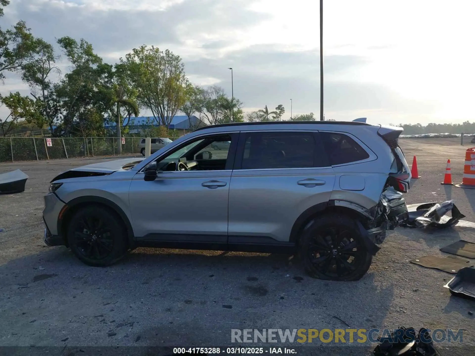 13 Фотография поврежденного автомобиля 5J6RS6H93PL008202 HONDA CR-V 2023