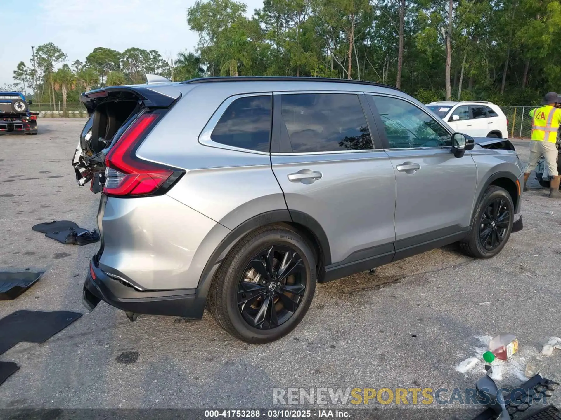 4 Фотография поврежденного автомобиля 5J6RS6H93PL008202 HONDA CR-V 2023