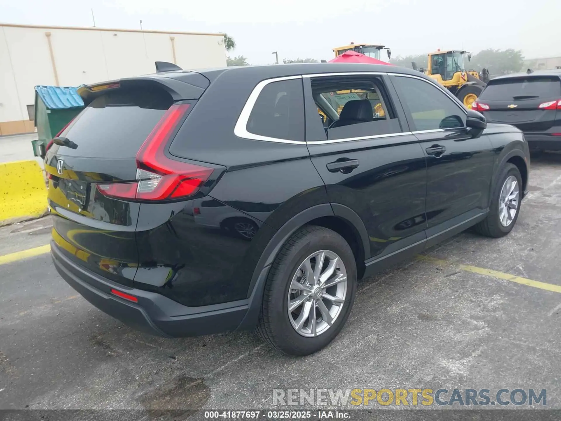 4 Фотография поврежденного автомобиля 7FARS3H44PE006264 HONDA CR-V 2023