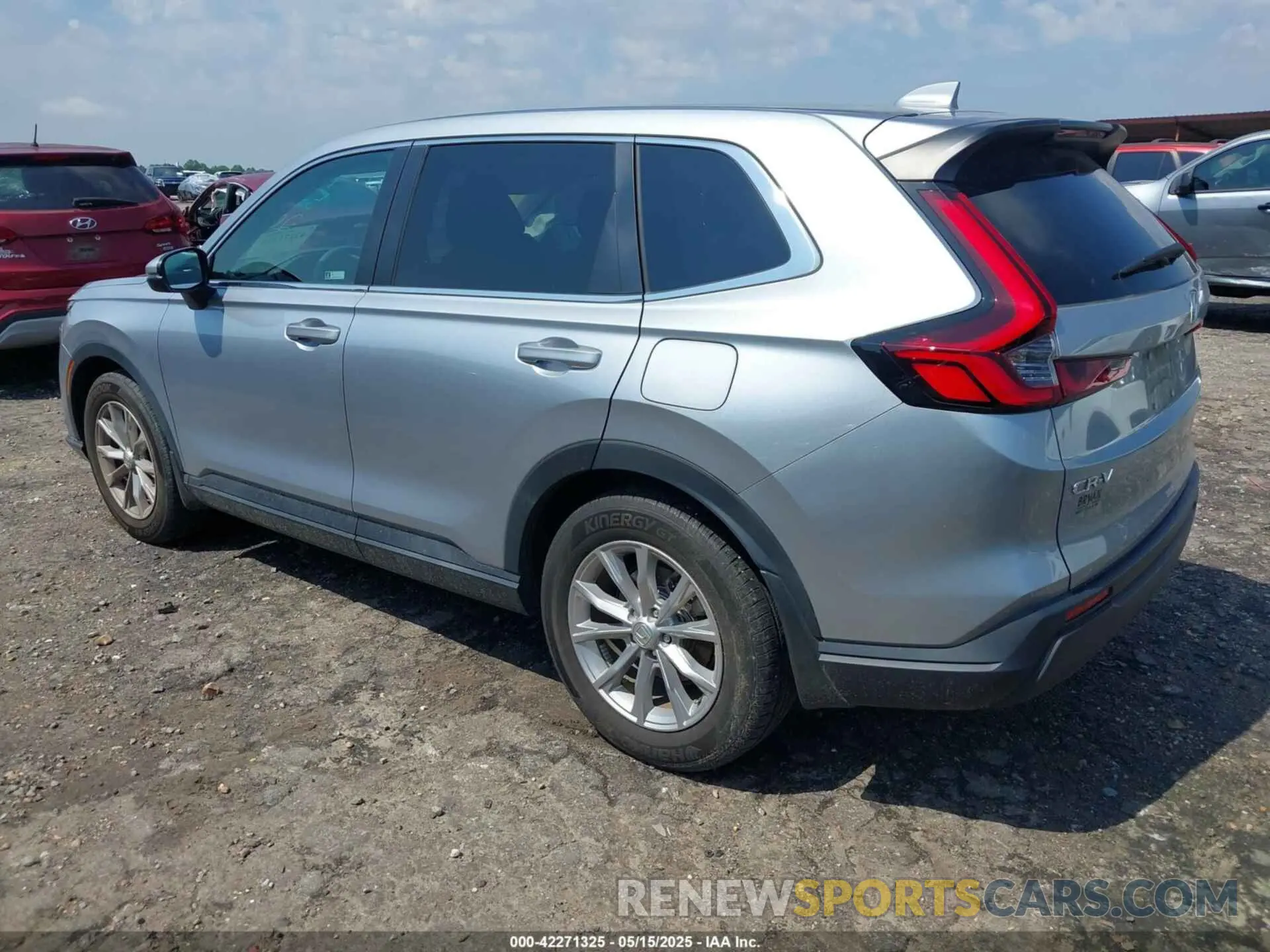 3 Фотография поврежденного автомобиля 7FARS3H48PE002086 HONDA CR-V 2023