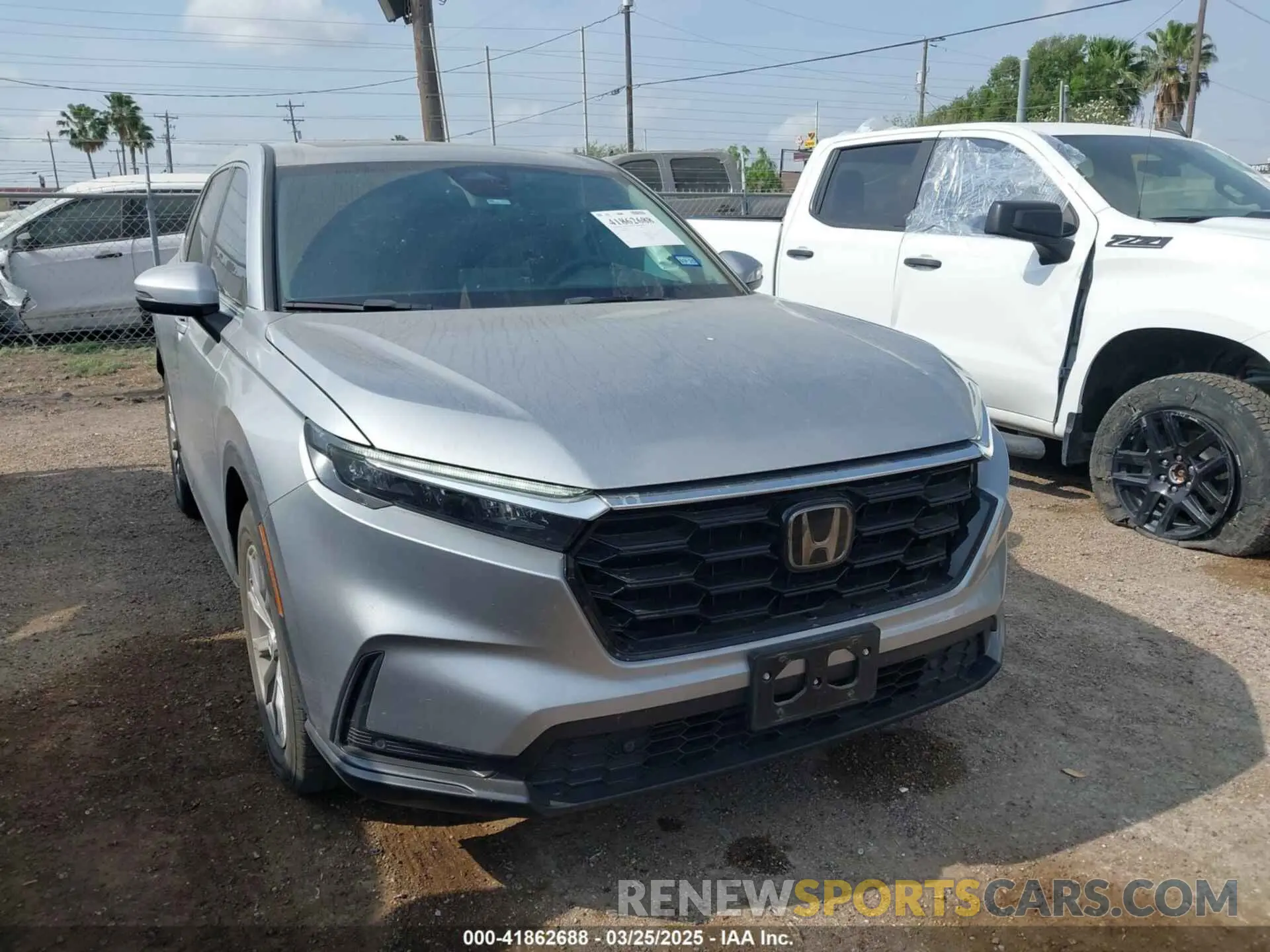 1 Photograph of a damaged car 7FARS3H75PE011368 HONDA CR-V 2023
