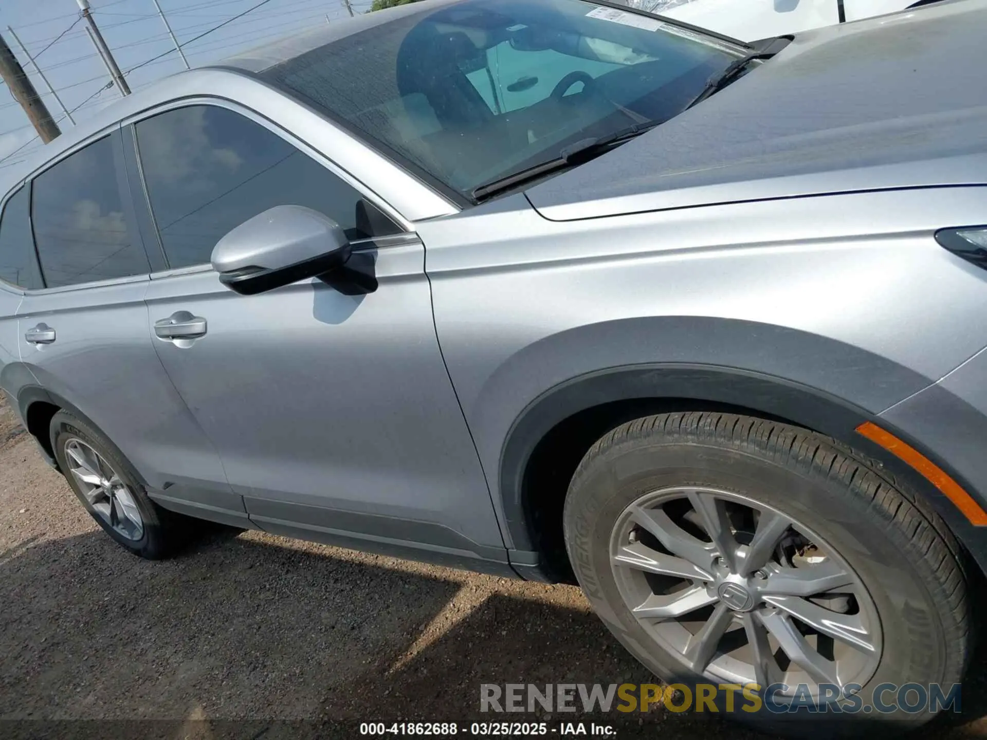 13 Photograph of a damaged car 7FARS3H75PE011368 HONDA CR-V 2023