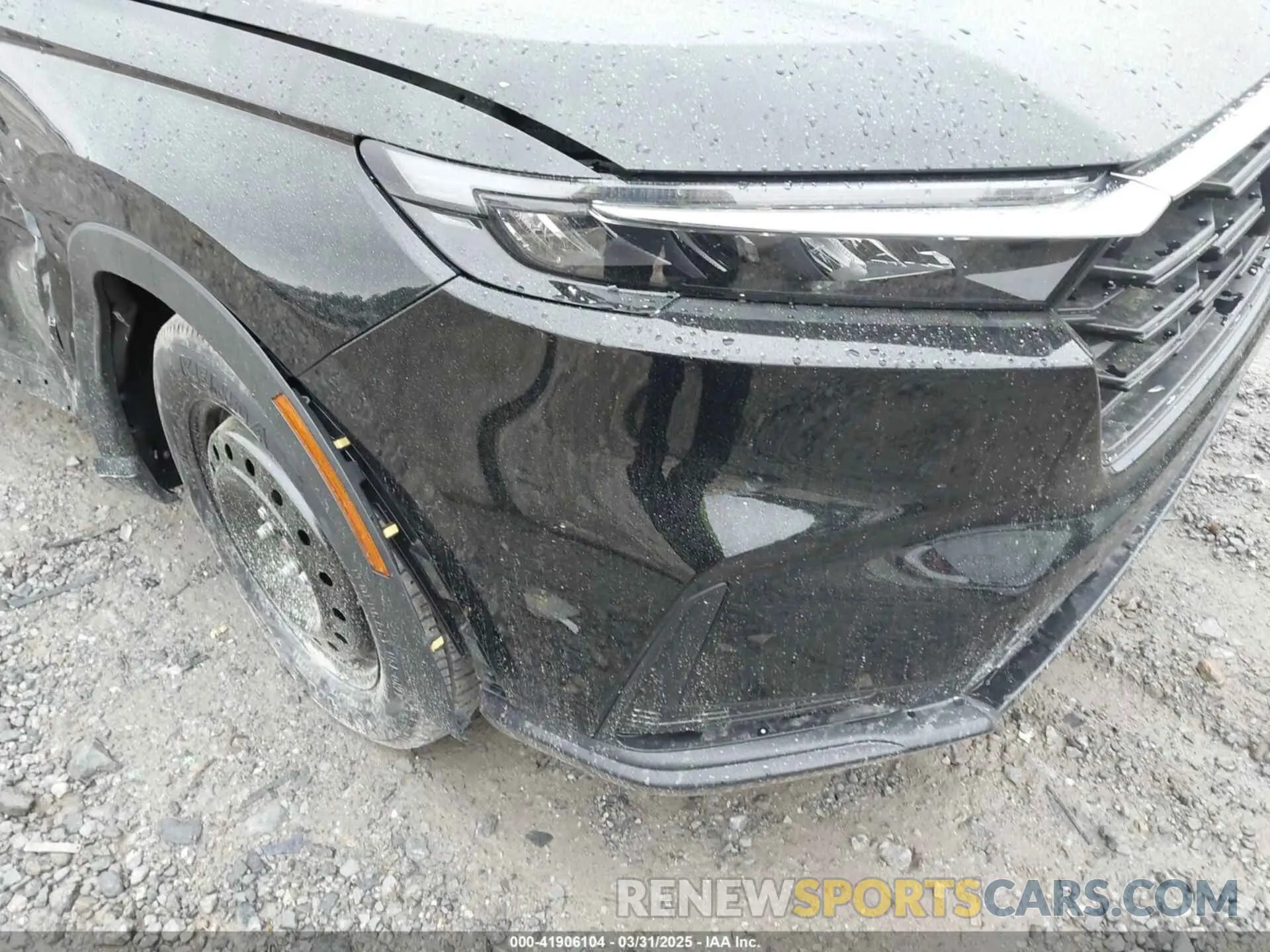 6 Photograph of a damaged car 7FARS4H21PE021647 HONDA CR-V 2023