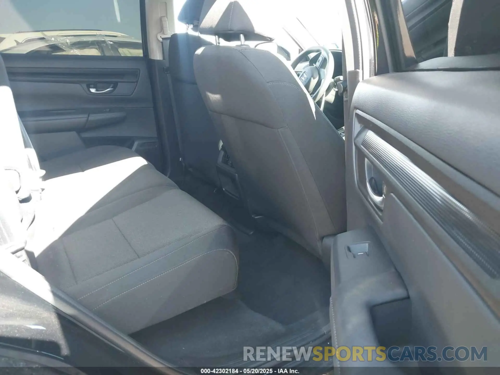 8 Photograph of a damaged car 7FARS4H2XPE019265 HONDA CR-V 2023
