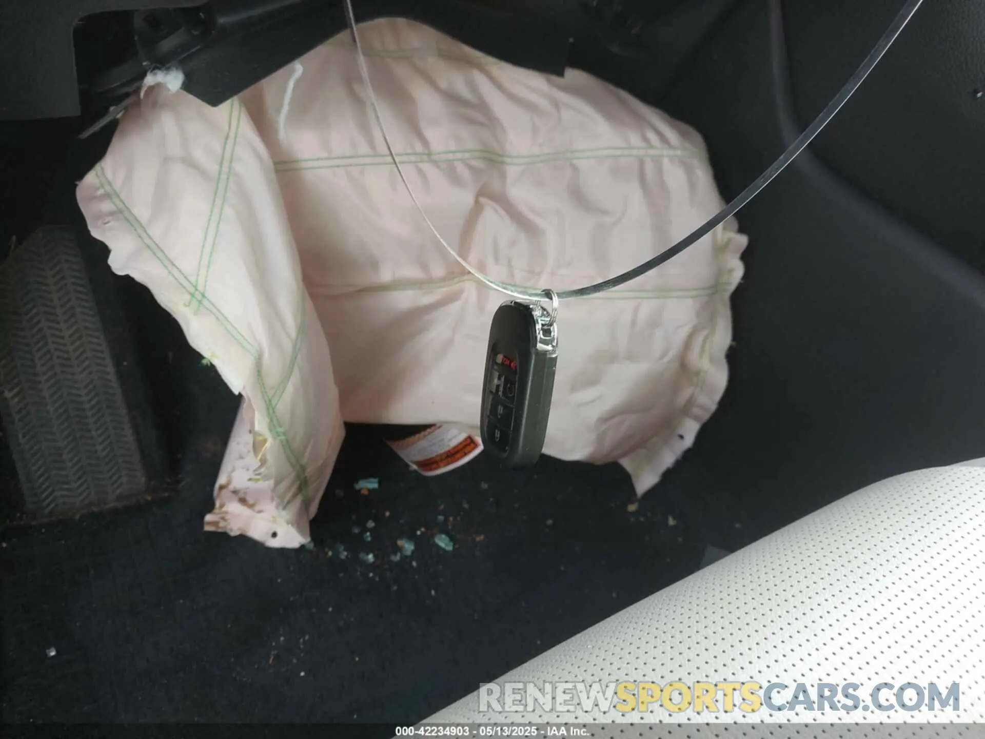 11 Photograph of a damaged car 7FARS4H70PE006259 HONDA CR-V 2023