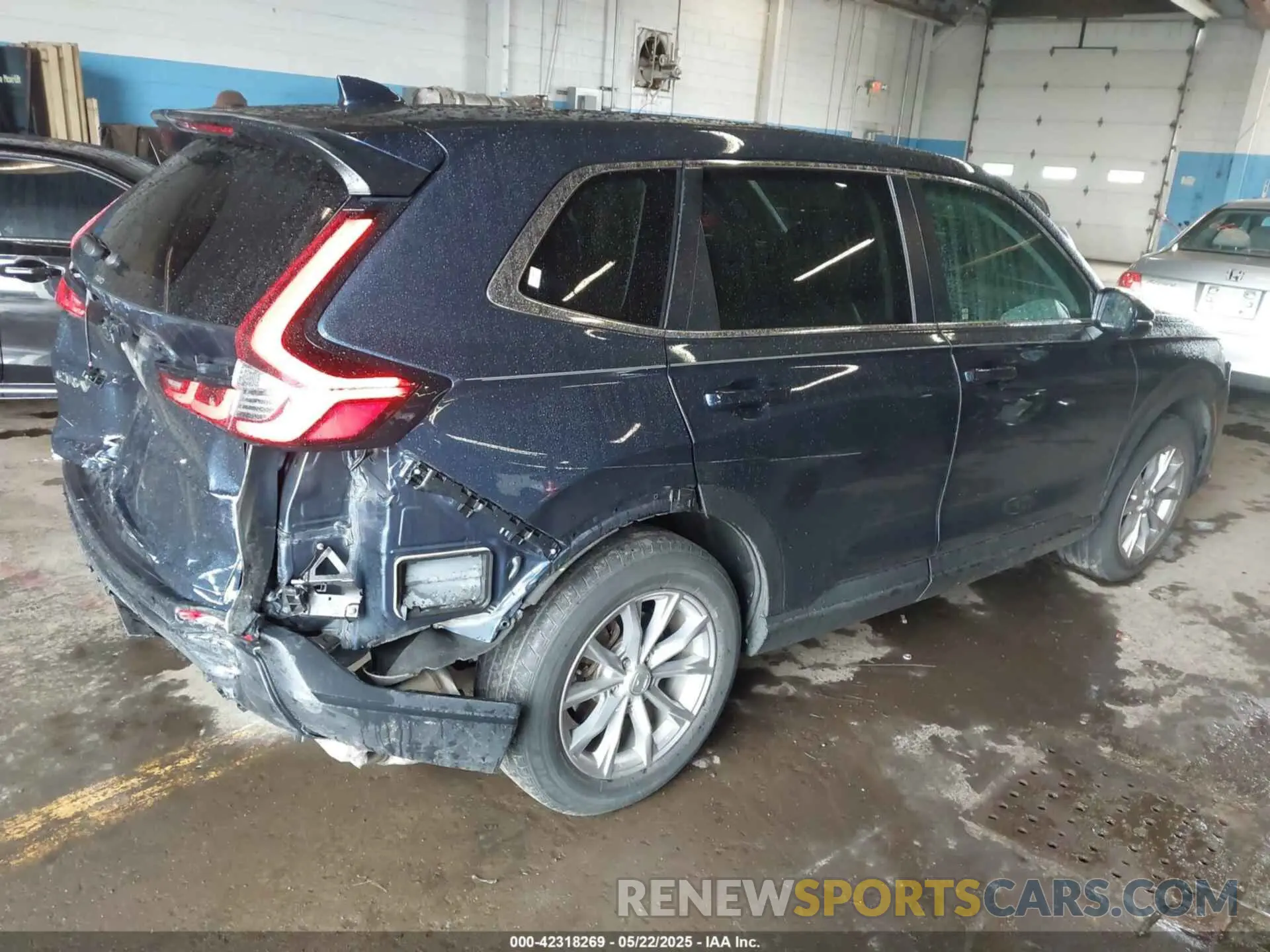 4 Фотография поврежденного автомобиля 7FARS4H77PE006906 HONDA CR-V 2023