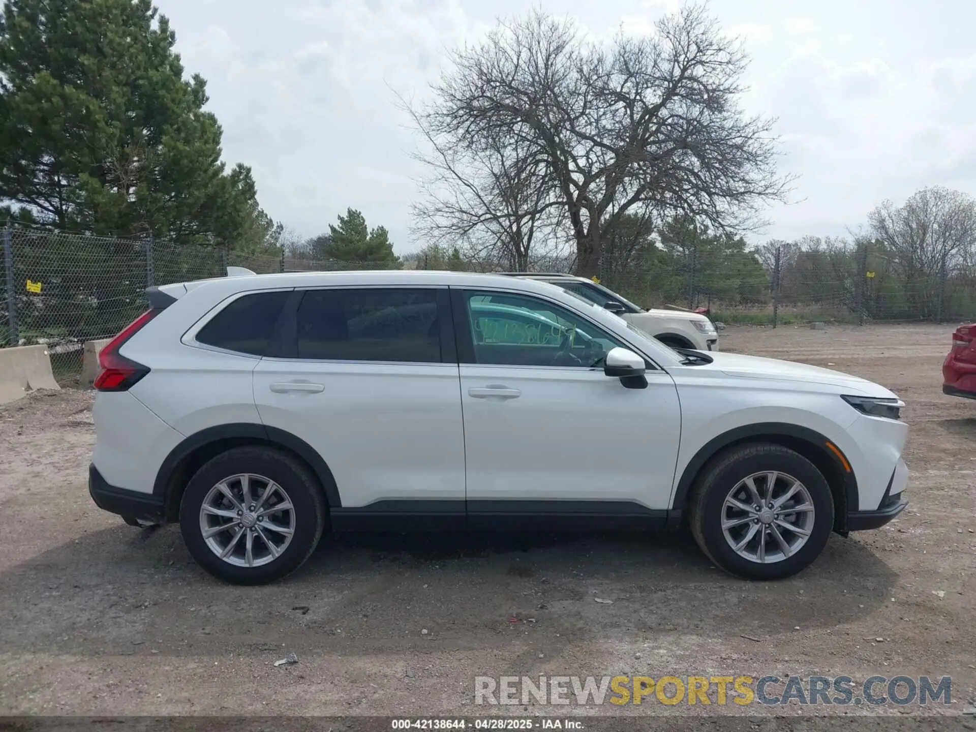 13 Фотография поврежденного автомобиля 7FARS4H7XPE012456 HONDA CR-V 2023