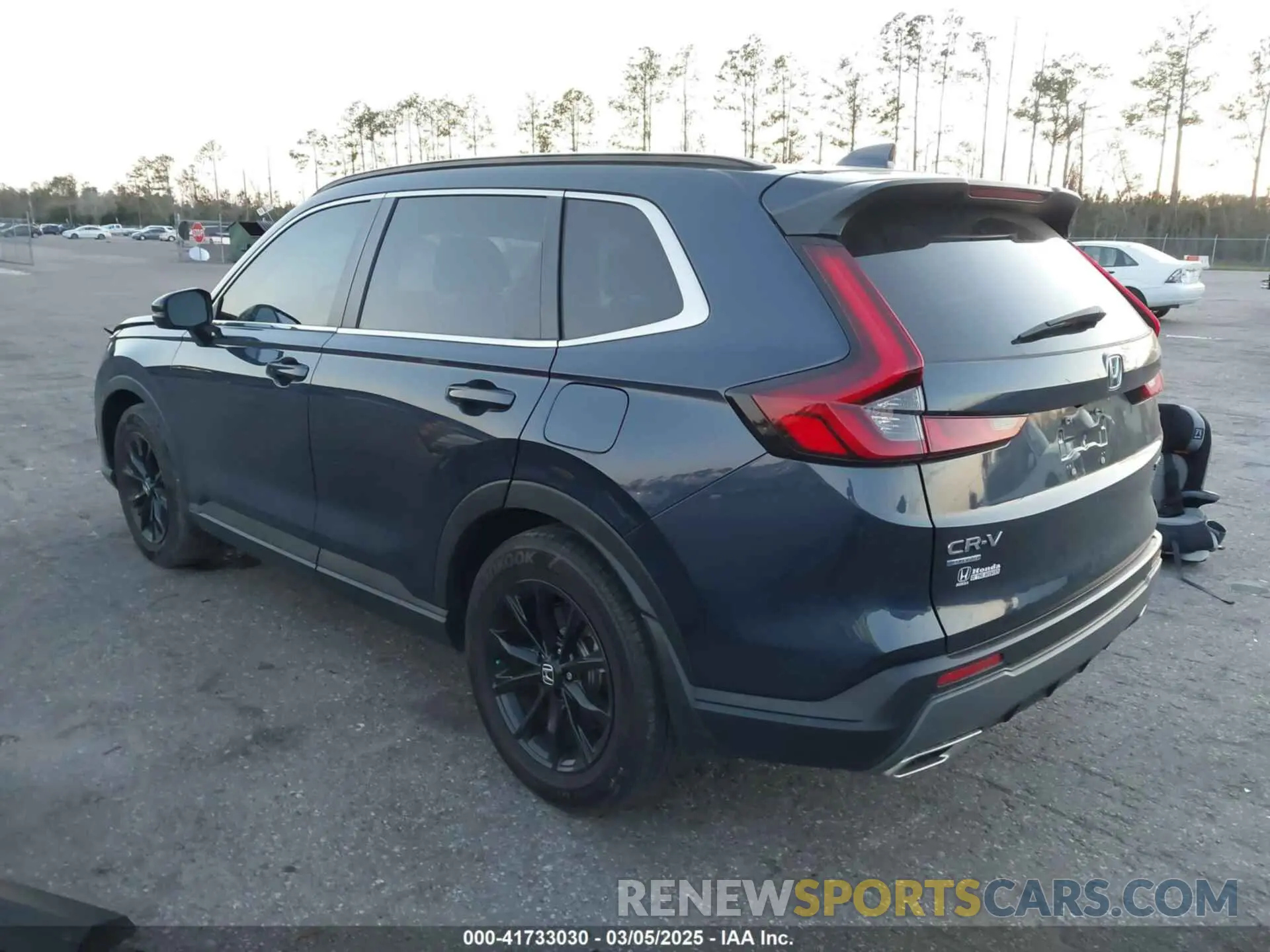 3 Фотография поврежденного автомобиля 7FARS5H54PE013946 HONDA CR-V 2023