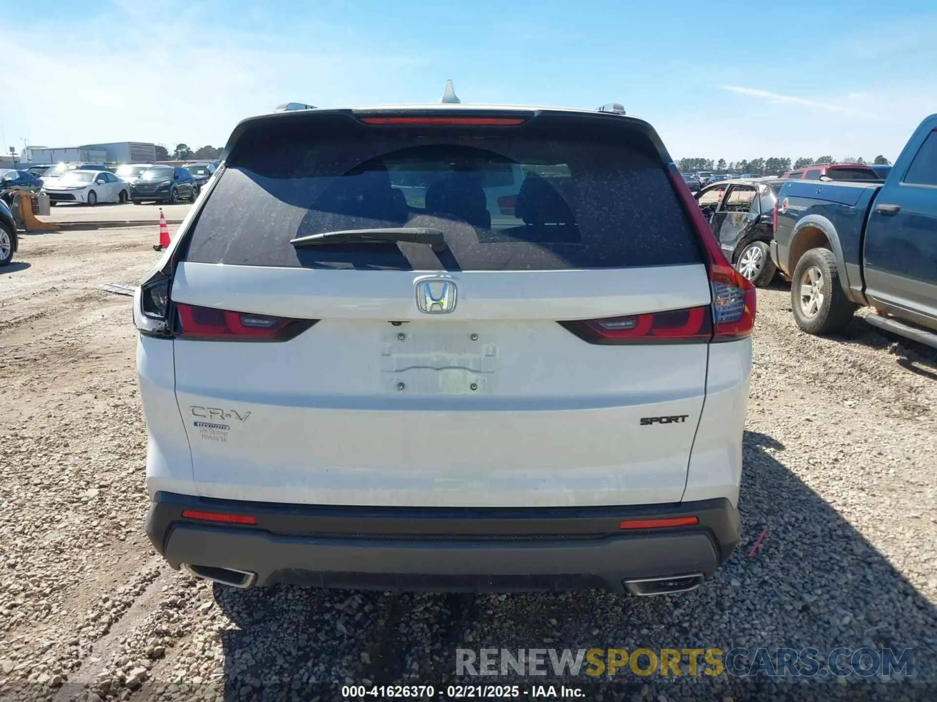 17 Фотография поврежденного автомобиля 7FARS5H59PE007365 HONDA CR-V 2023