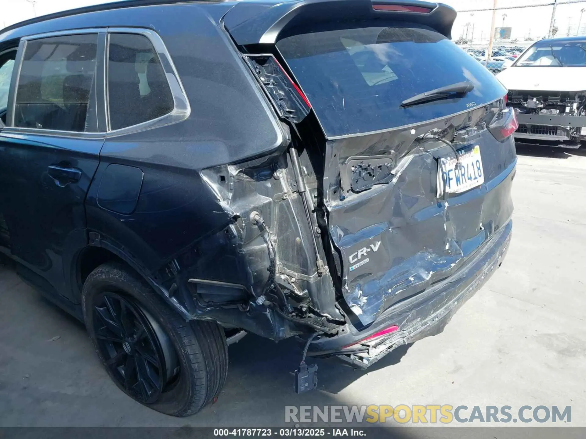 12 Photograph of a damaged car 7FARS6H52PE035384 HONDA CR-V 2023