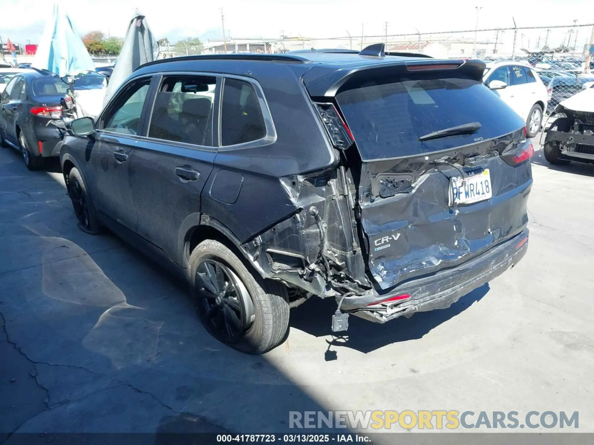 3 Photograph of a damaged car 7FARS6H52PE035384 HONDA CR-V 2023