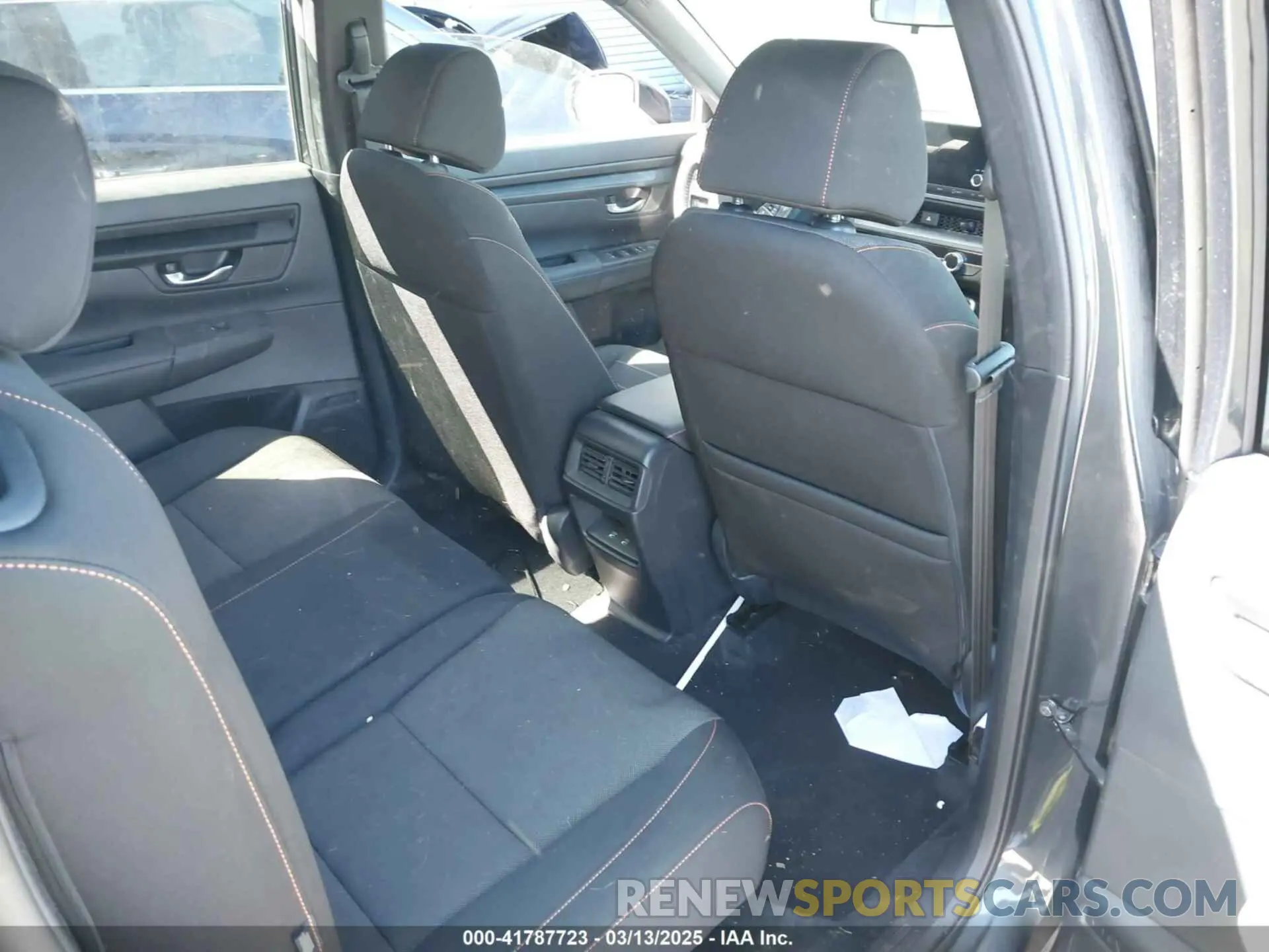 8 Photograph of a damaged car 7FARS6H52PE035384 HONDA CR-V 2023