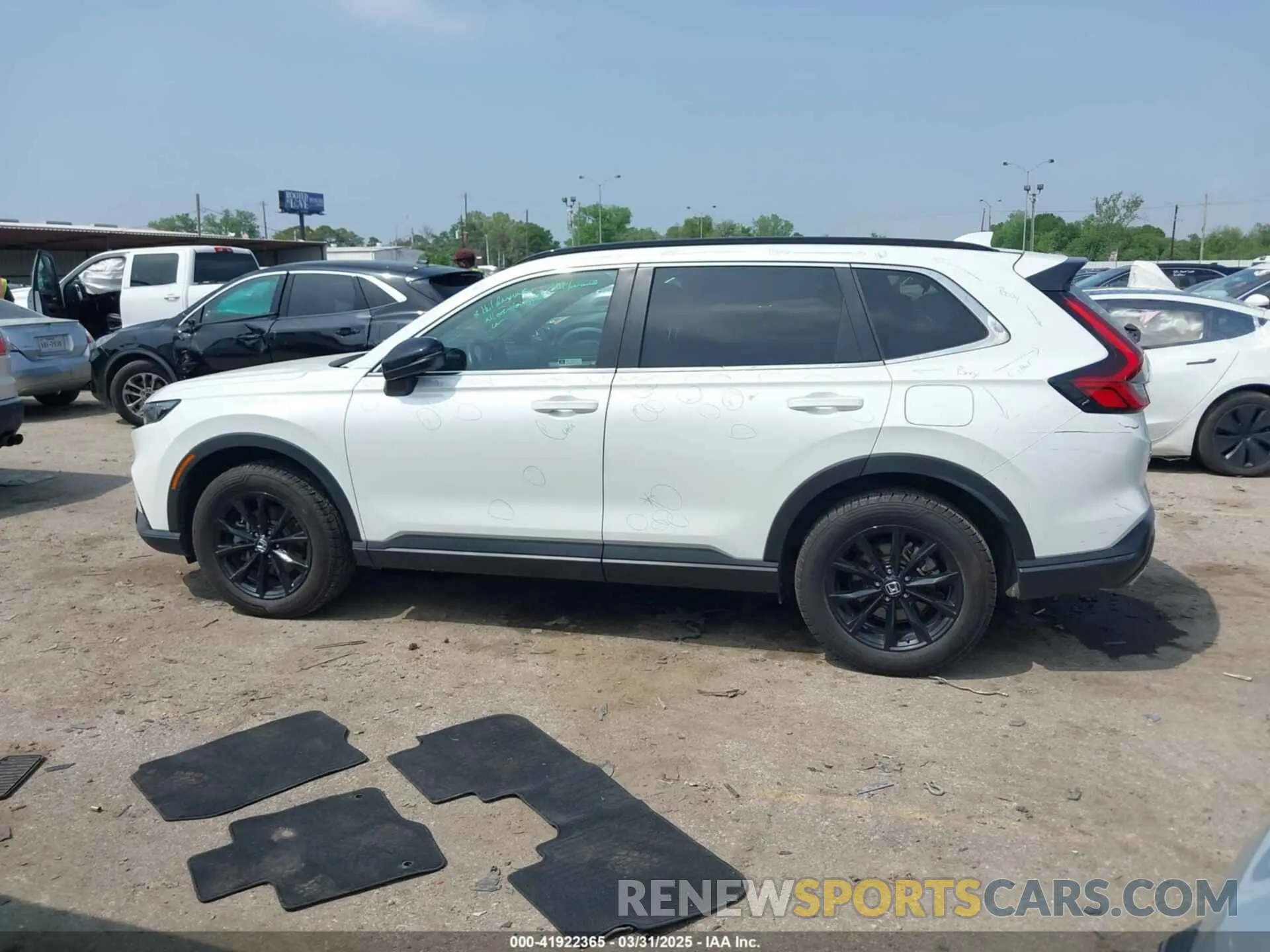 14 Photograph of a damaged car 7FARS6H55PE026260 HONDA CR-V 2023