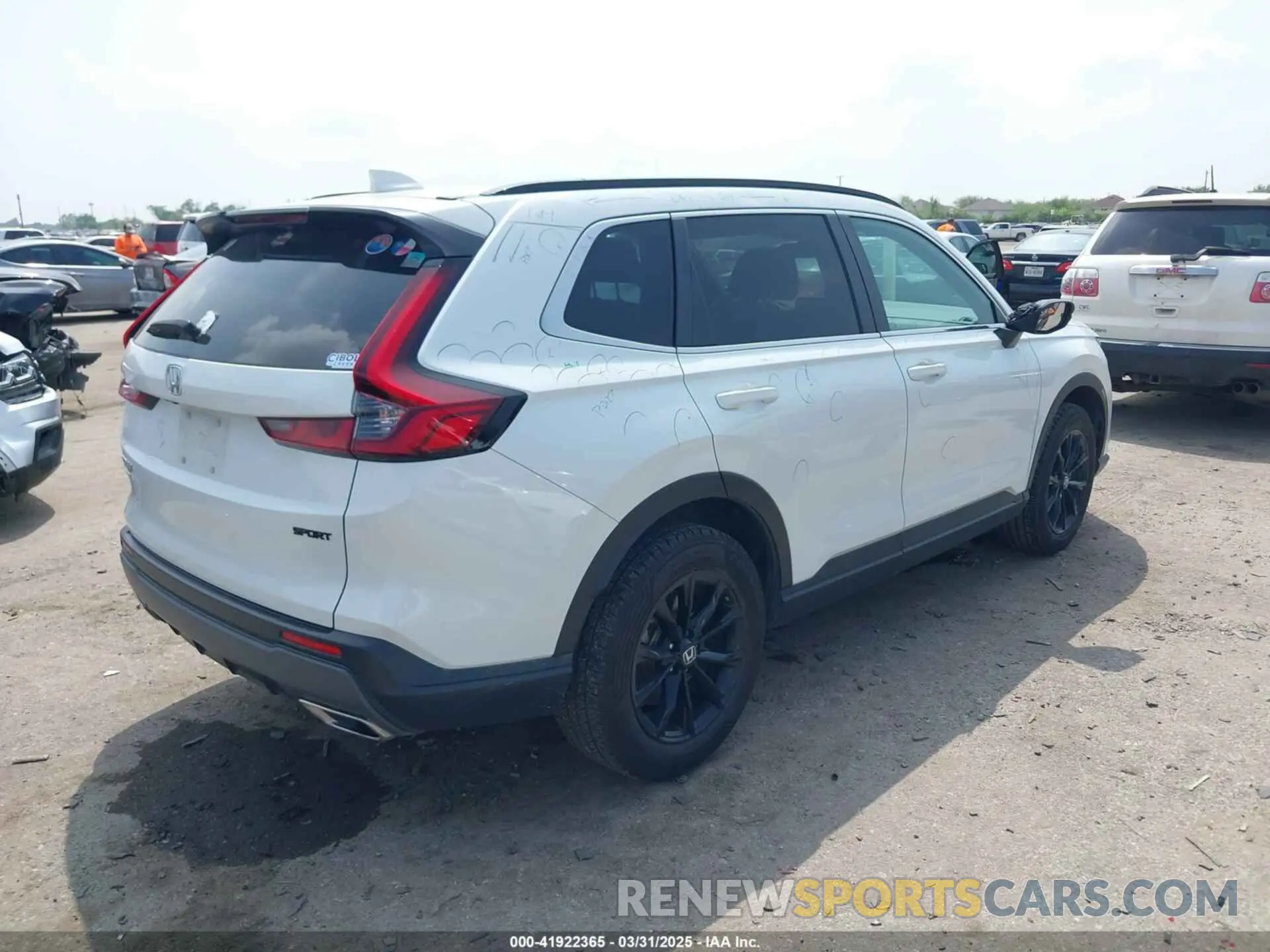 4 Photograph of a damaged car 7FARS6H55PE026260 HONDA CR-V 2023