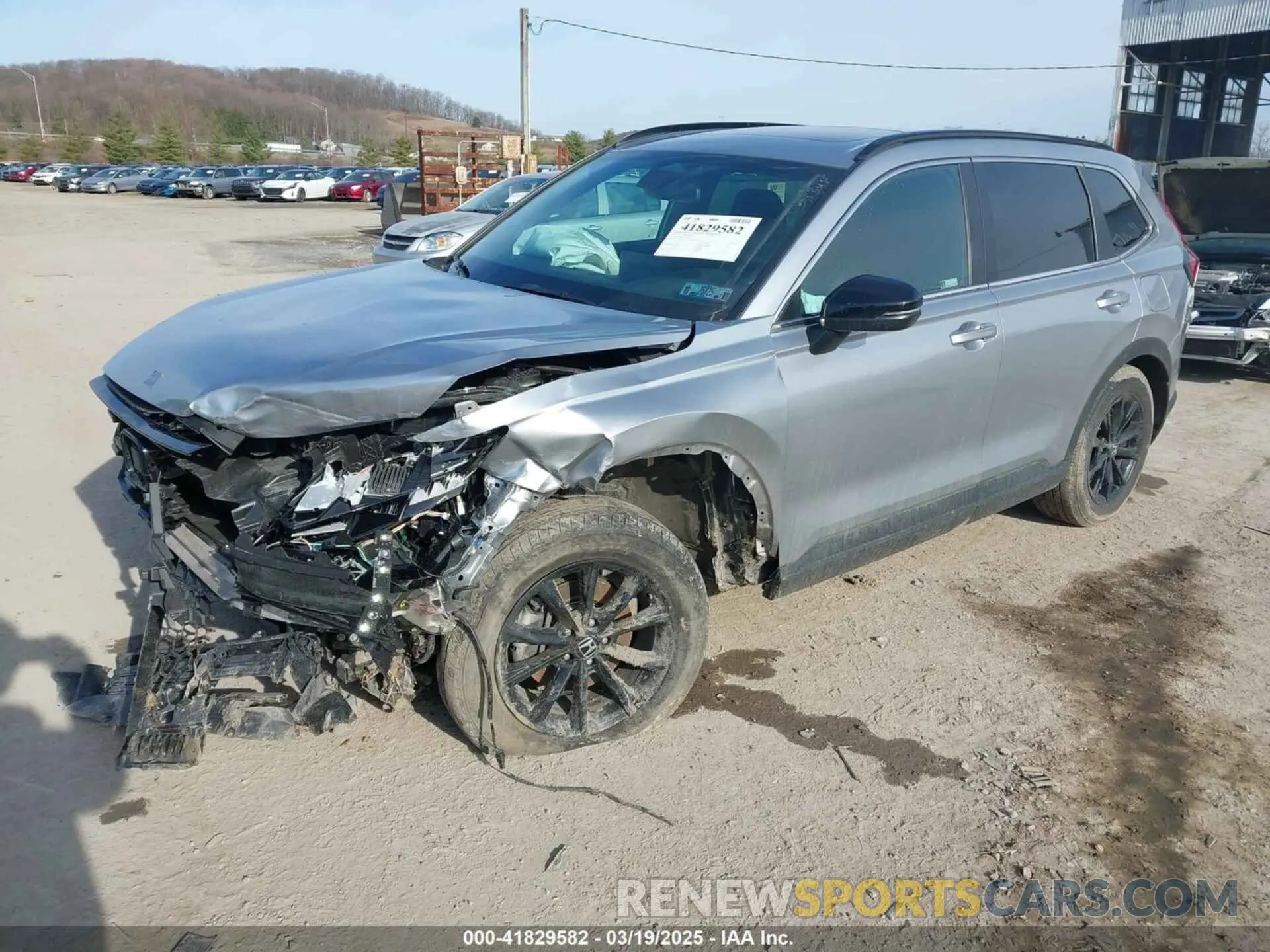 6 Photograph of a damaged car 7FARS6H57PE023781 HONDA CR-V 2023