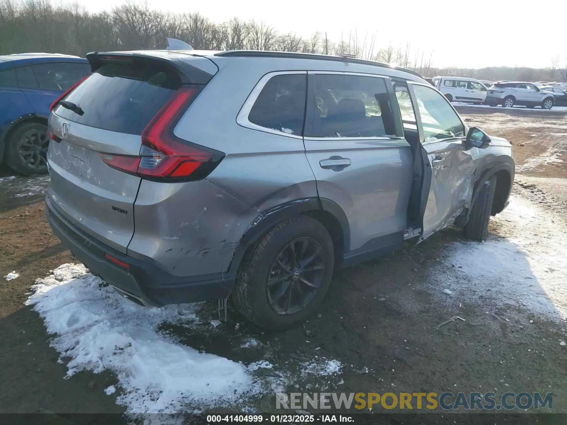 4 Photograph of a damaged car 7FARS6H57PE040208 HONDA CR-V 2023