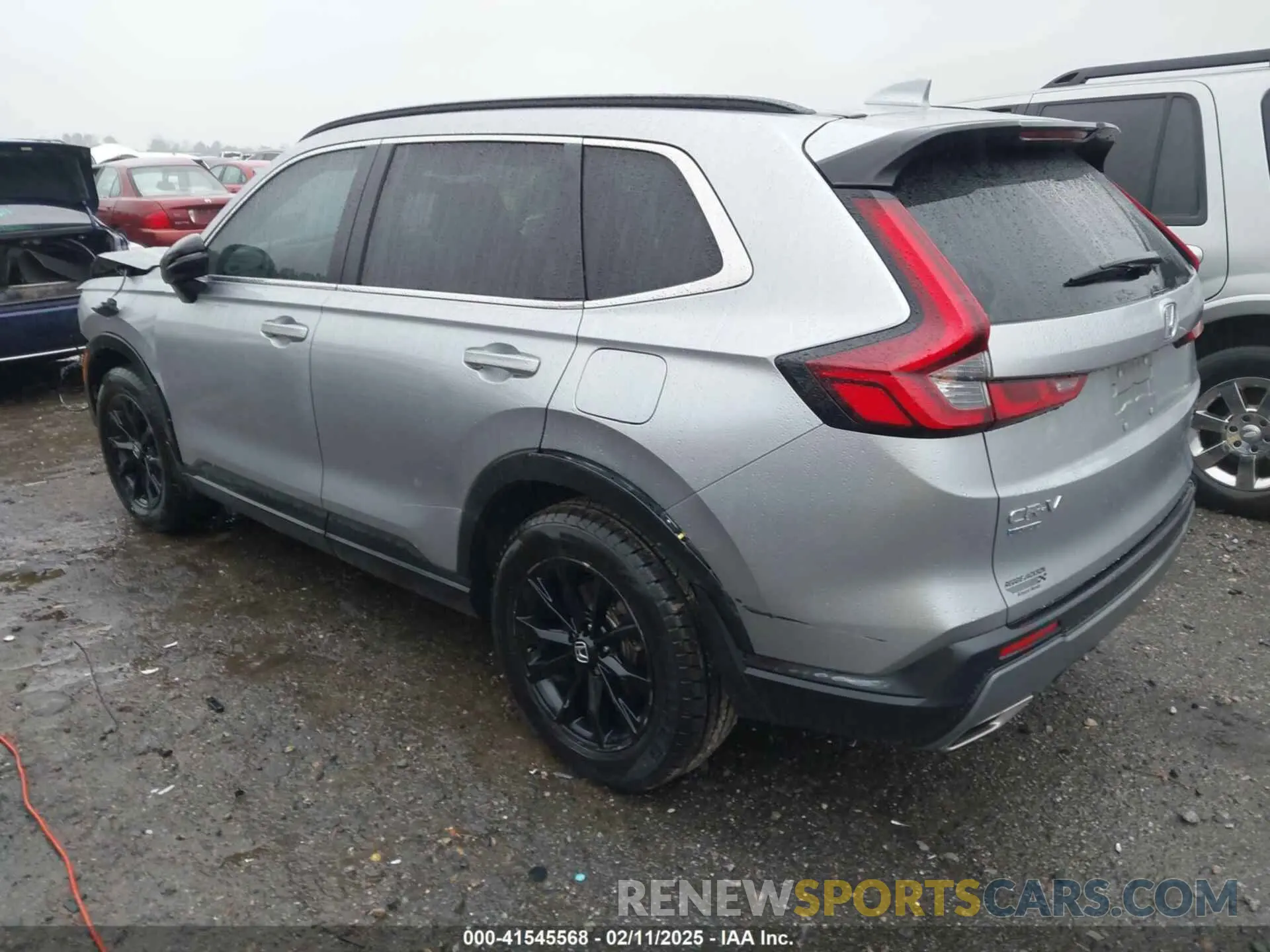 3 Photograph of a damaged car 7FARS6H59PE028738 HONDA CR-V 2023