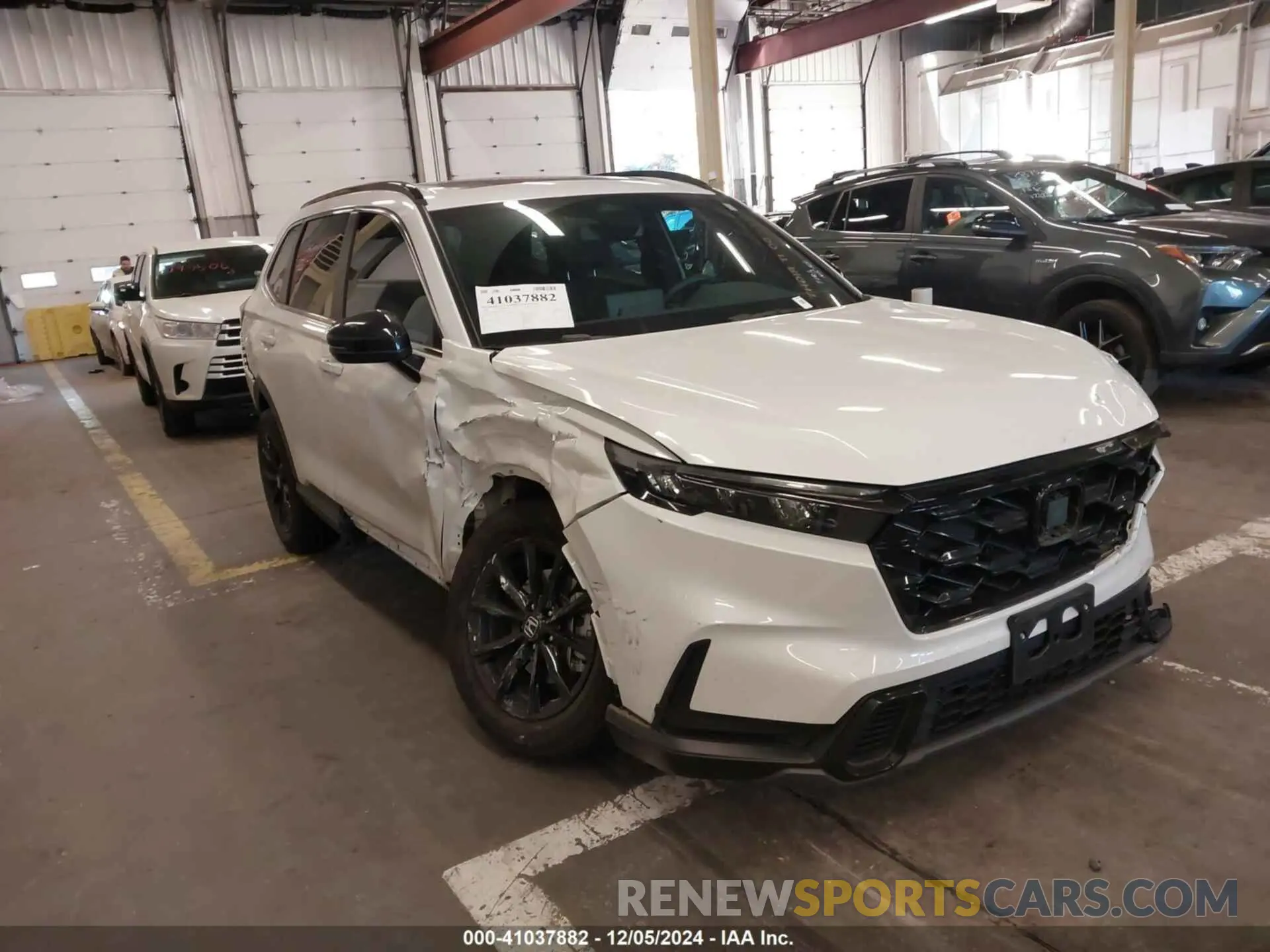 1 Photograph of a damaged car 7FARS6H59PE041120 HONDA CR-V 2023