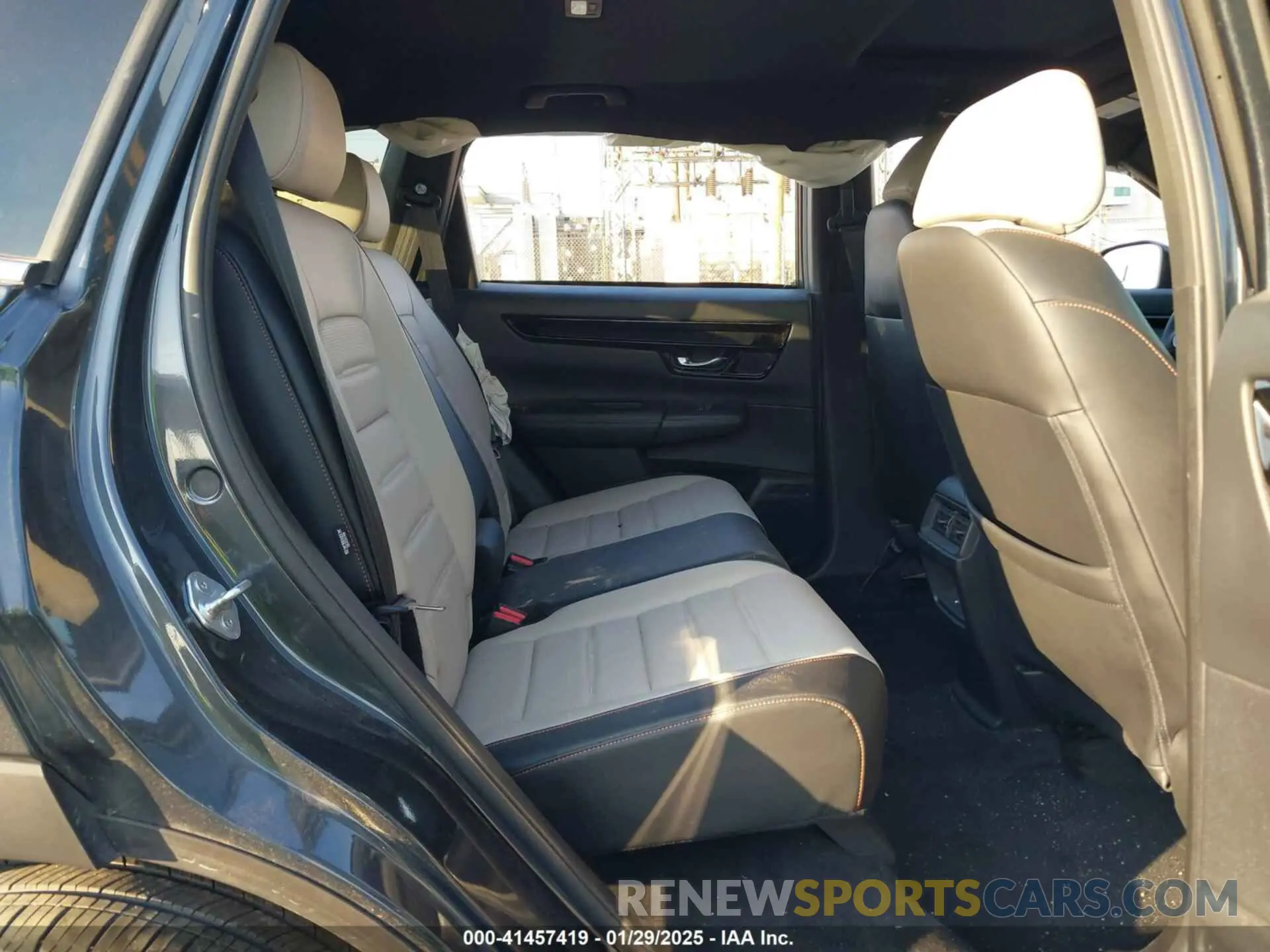 8 Фотография поврежденного автомобиля 7FARS6H98PE014316 HONDA CR-V 2023