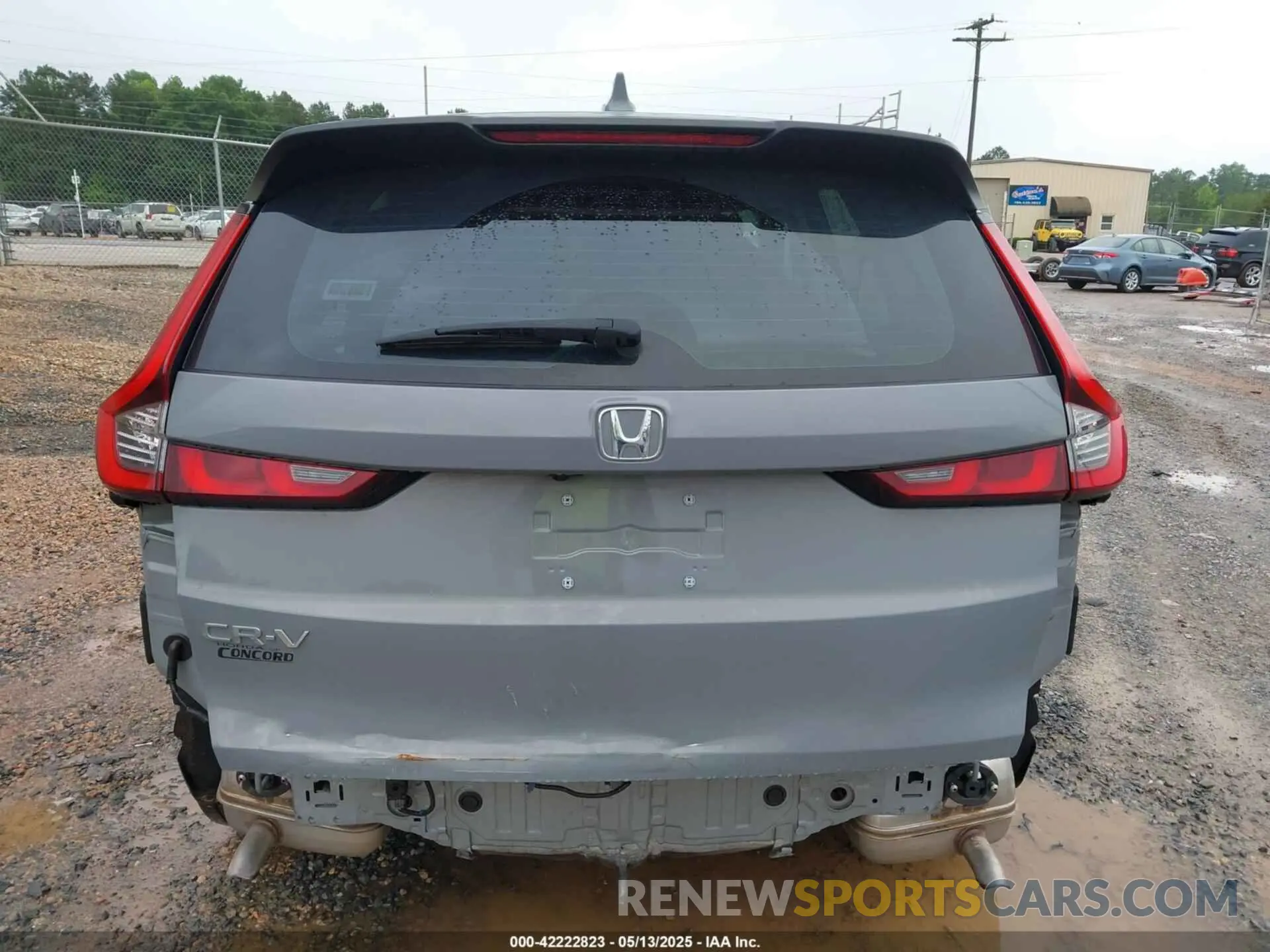 17 Фотография поврежденного автомобиля 2HKRS3H22RH318095 HONDA CR-V 2024