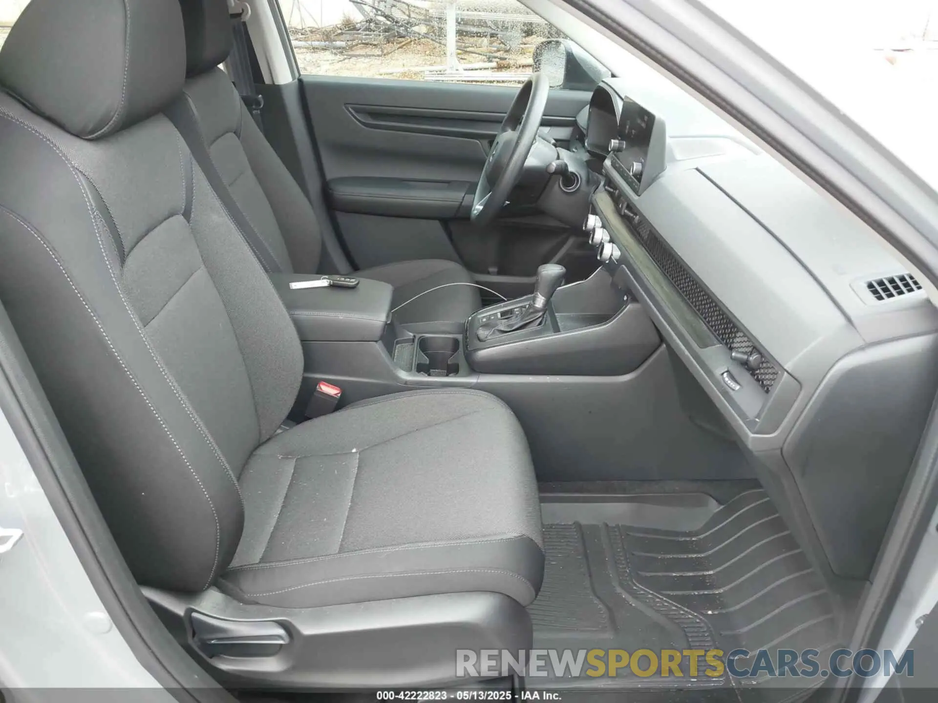 5 Фотография поврежденного автомобиля 2HKRS3H22RH318095 HONDA CR-V 2024