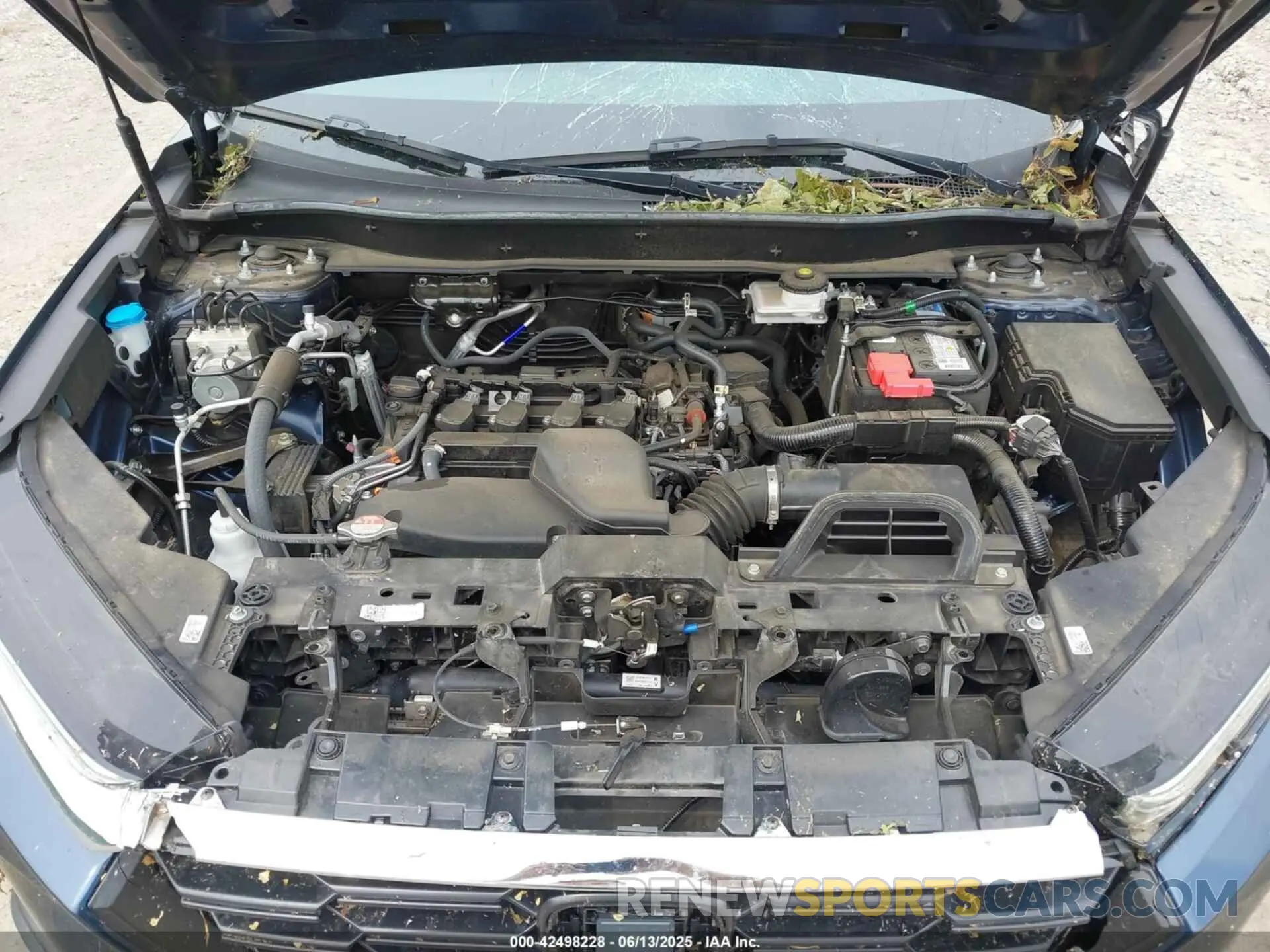 10 Photograph of a damaged car 2HKRS3H23RH315173 HONDA CR-V 2024