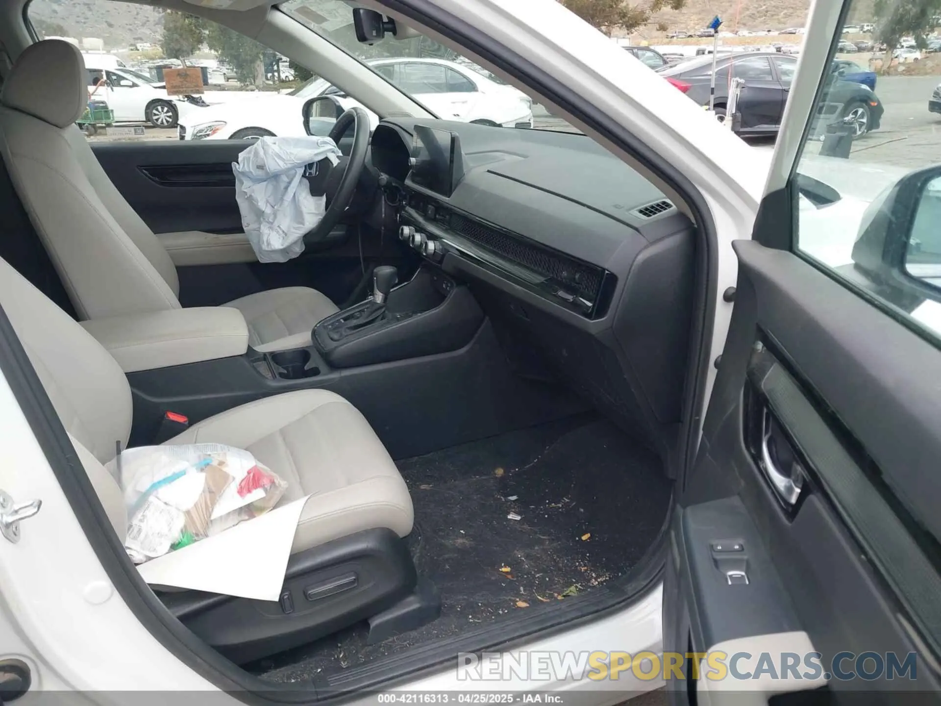 5 Фотография поврежденного автомобиля 2HKRS3H72RH311627 HONDA CR-V 2024