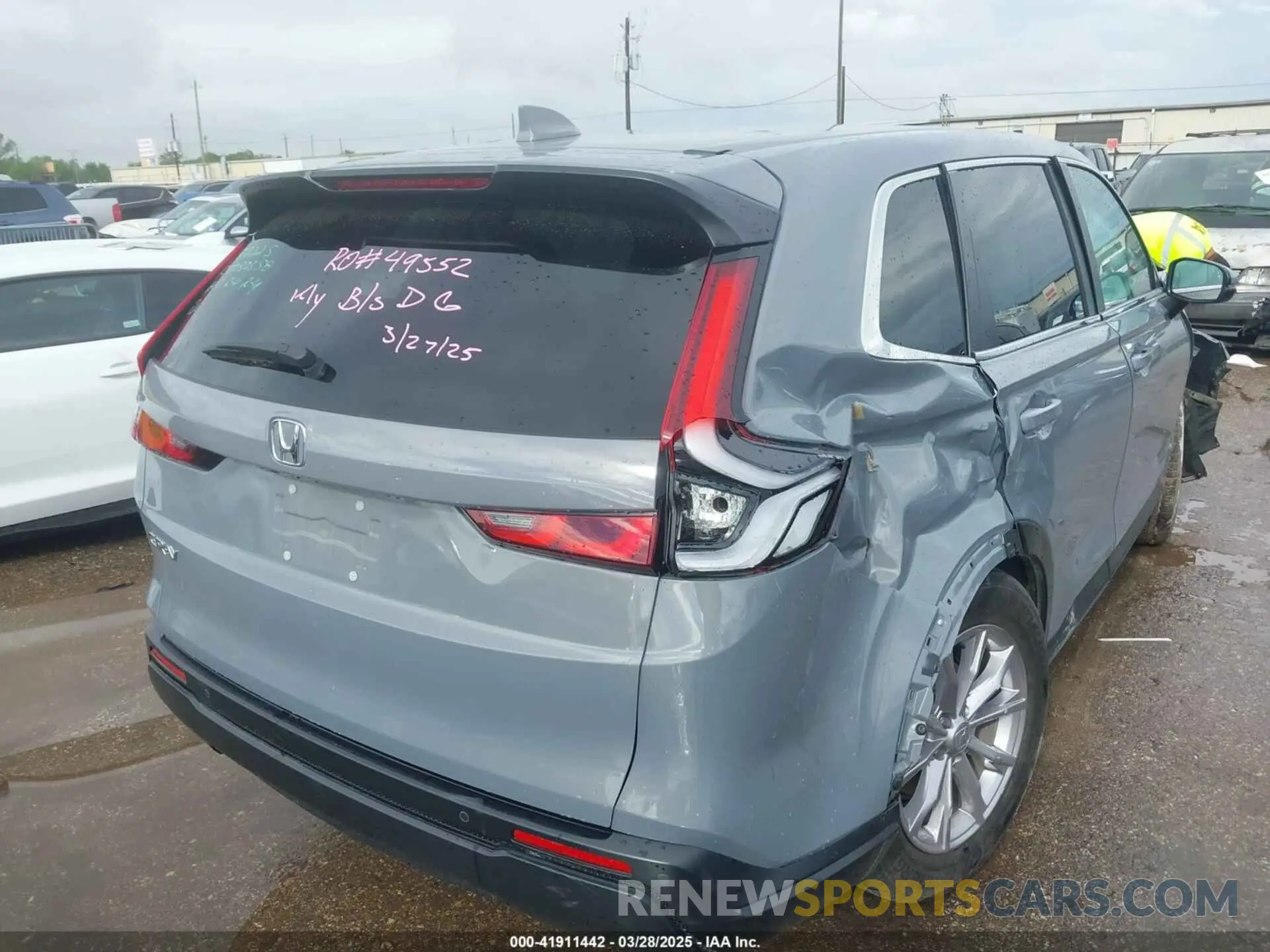4 Фотография поврежденного автомобиля 2HKRS3H75RH312738 HONDA CR-V 2024