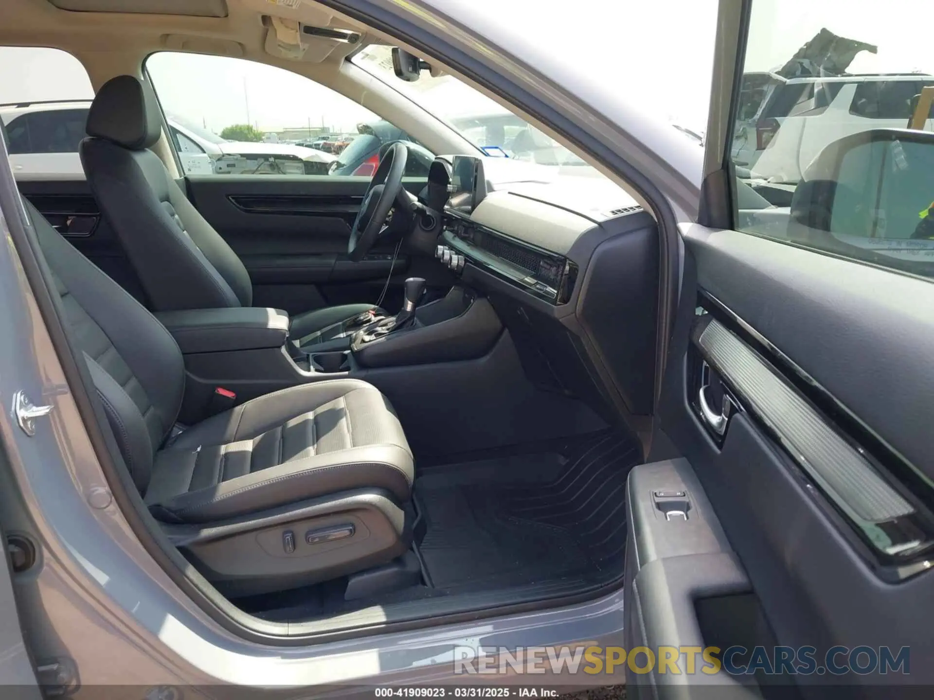 5 Фотография поврежденного автомобиля 2HKRS3H7XRH321905 HONDA CR-V 2024