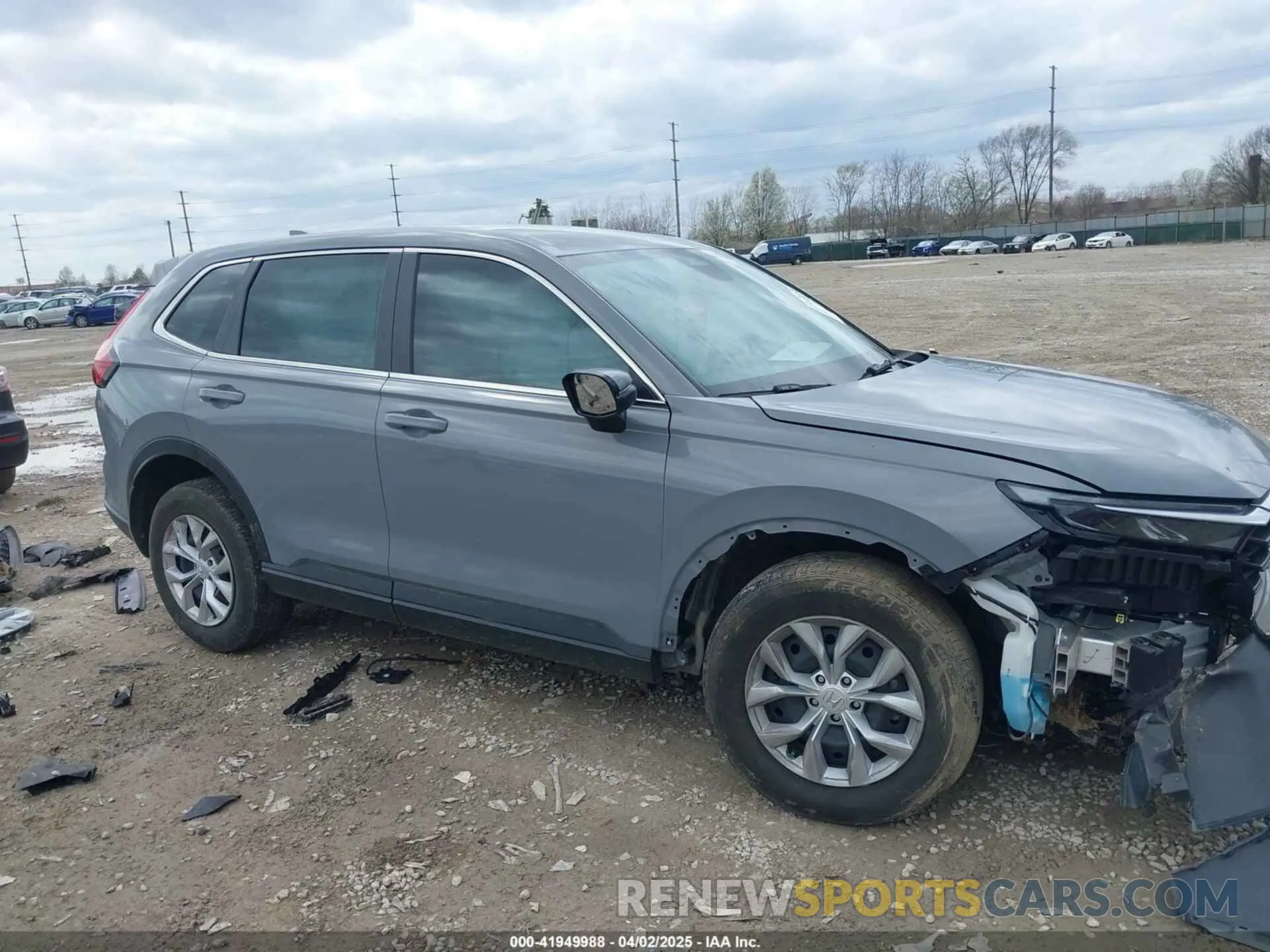 13 Photograph of a damaged car 2HKRS4H20RH403572 HONDA CR-V 2024