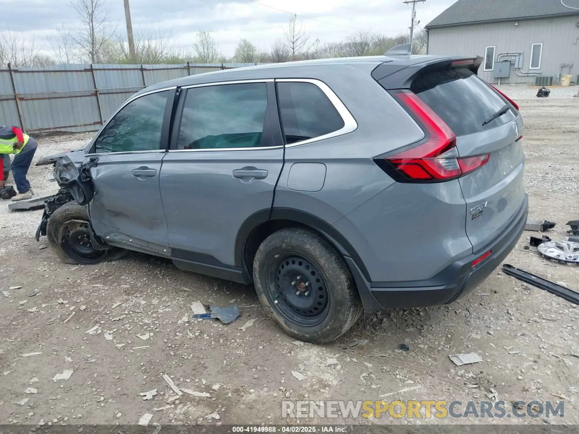 14 Photograph of a damaged car 2HKRS4H20RH403572 HONDA CR-V 2024