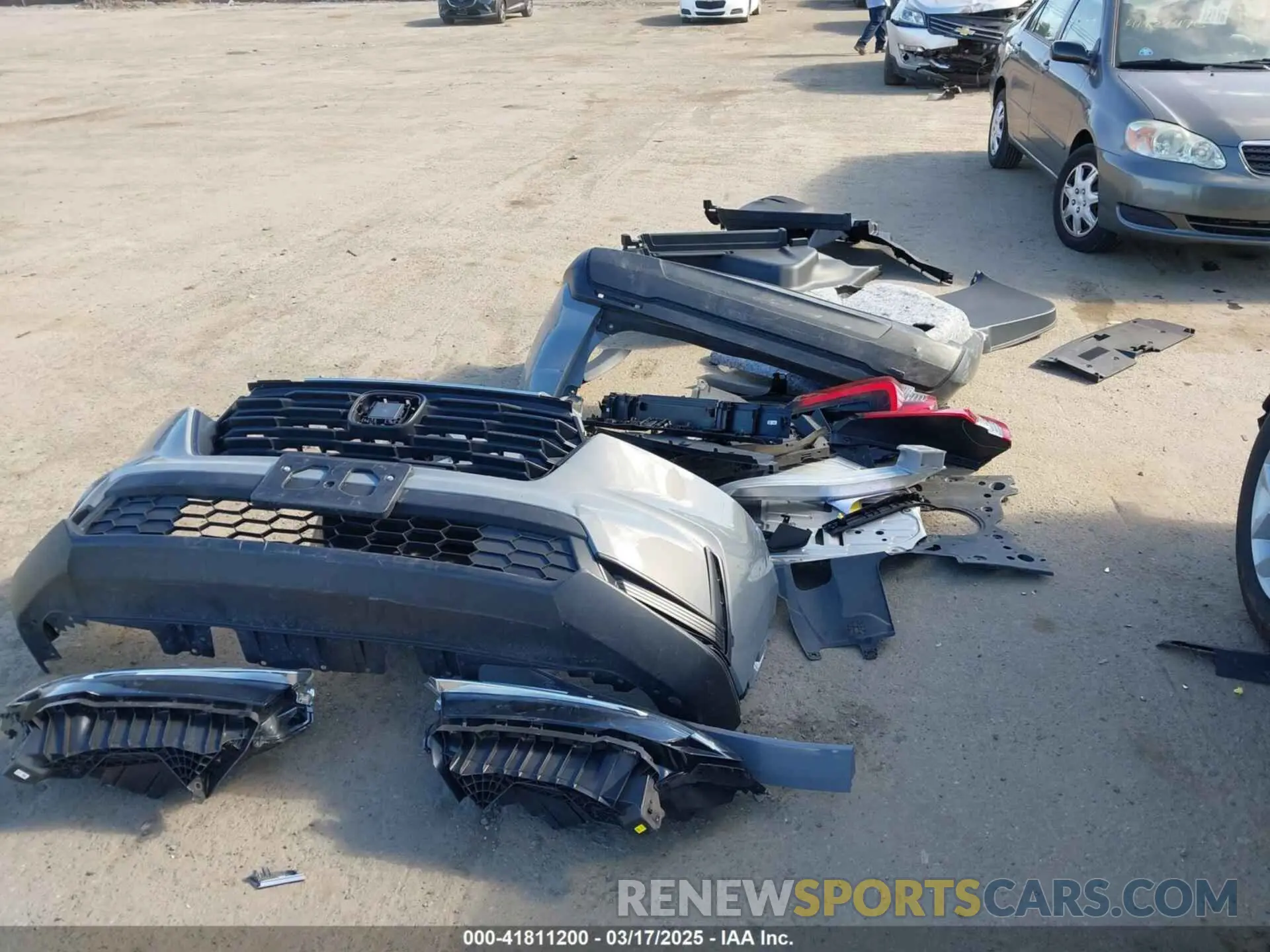12 Photograph of a damaged car 2HKRS4H22RH420826 HONDA CR-V 2024