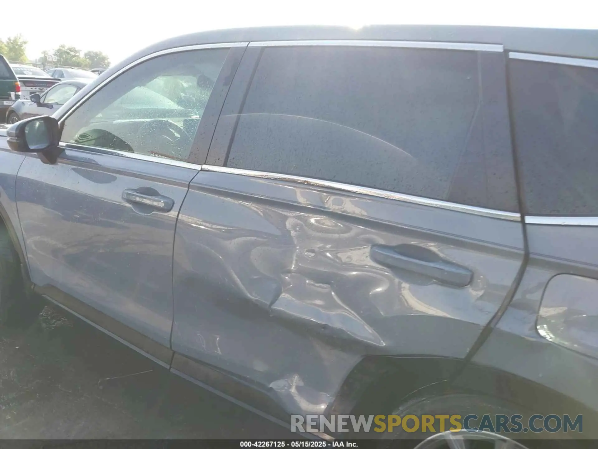 14 Photograph of a damaged car 2HKRS4H41RH418292 HONDA CR-V 2024