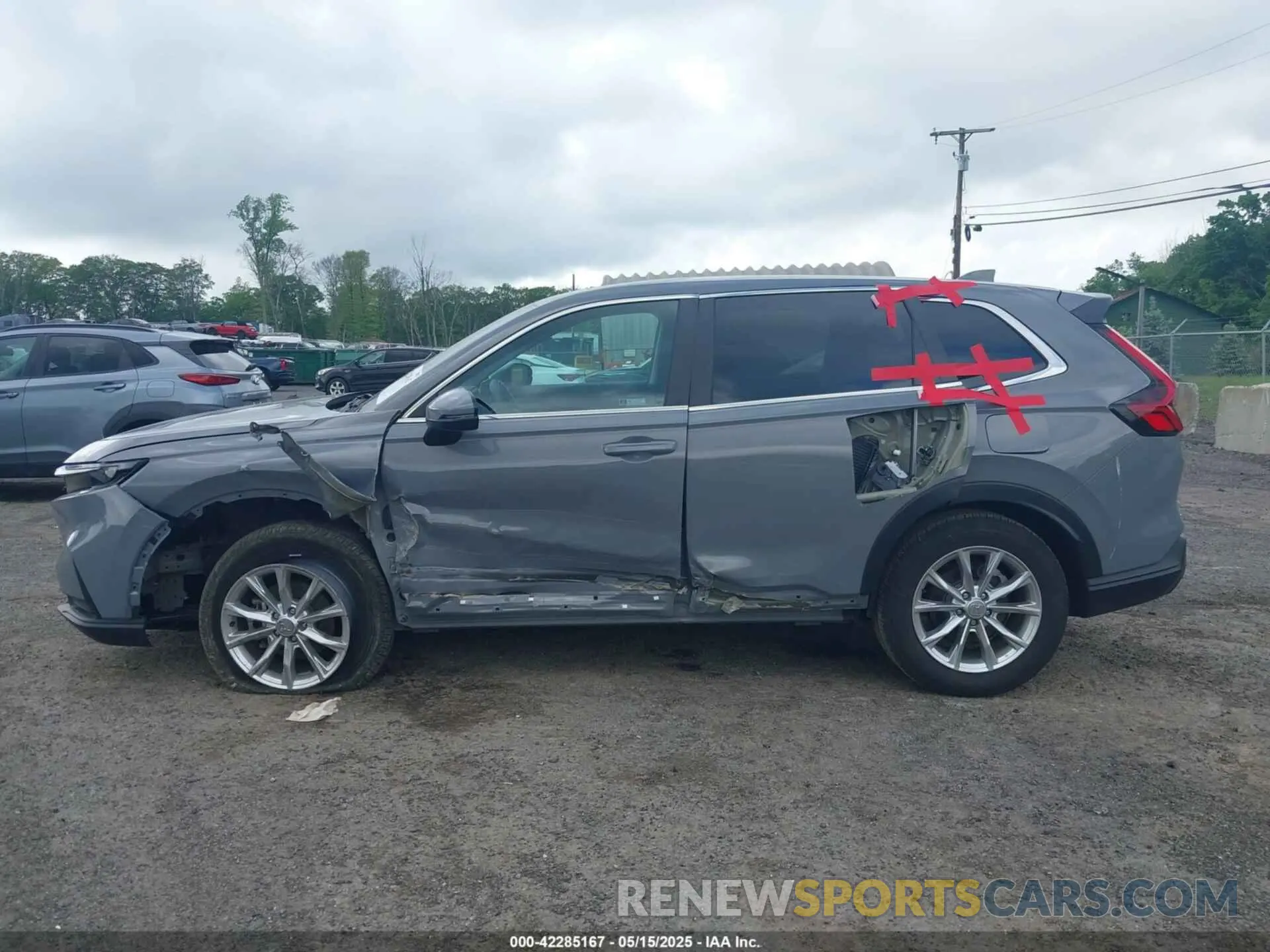 14 Photograph of a damaged car 2HKRS4H43RH450080 HONDA CR-V 2024