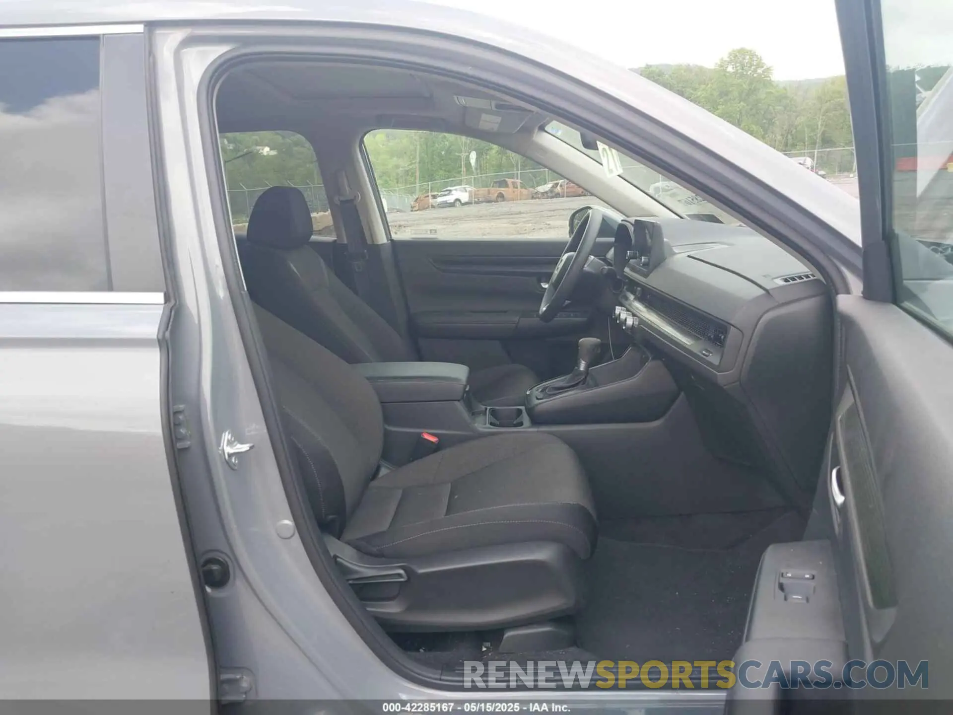5 Photograph of a damaged car 2HKRS4H43RH450080 HONDA CR-V 2024